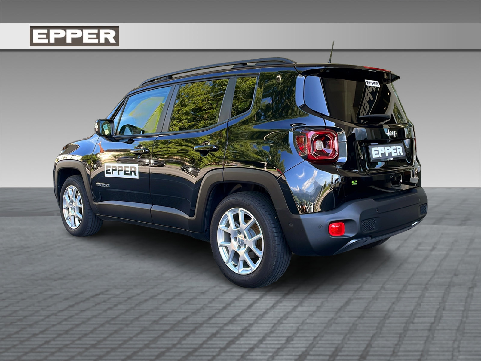 JEEP Renegade 1.5 Turbo Limited-showroom-element-2