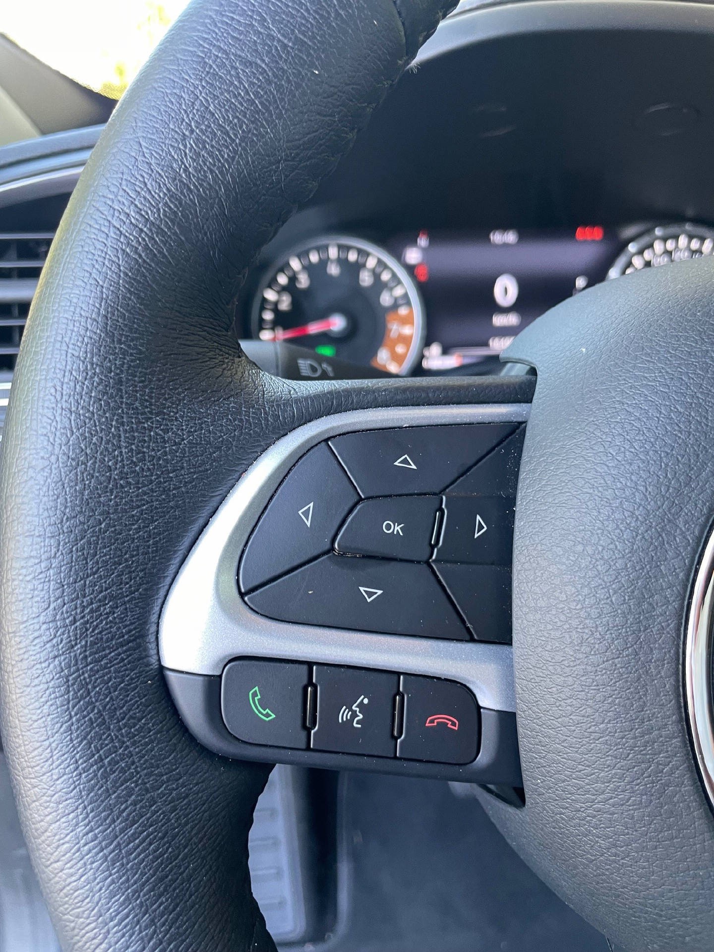 JEEP Renegade 1.5 Turbo Limited-image-7