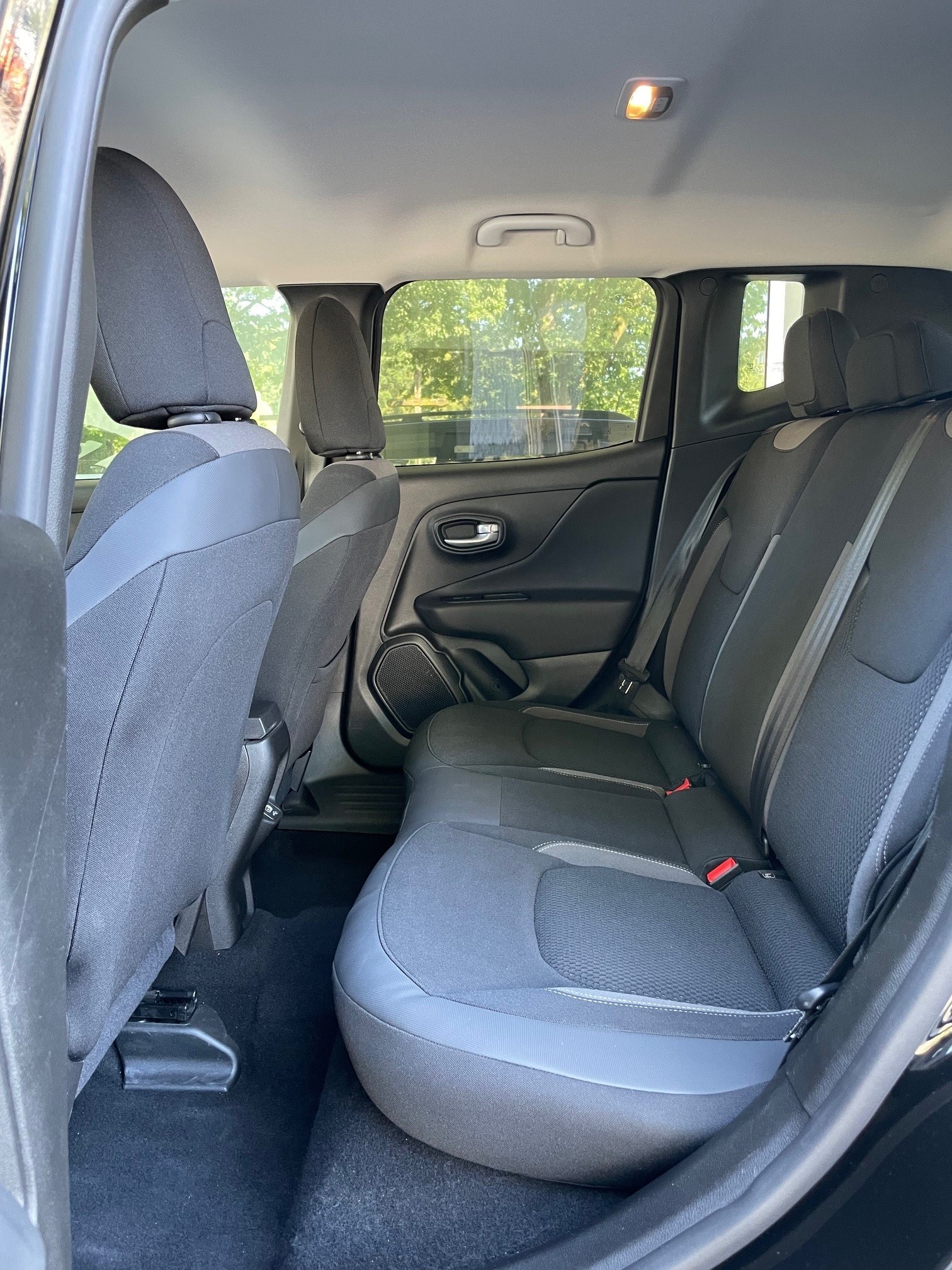 JEEP Renegade 1.5 Turbo Limited-image-15