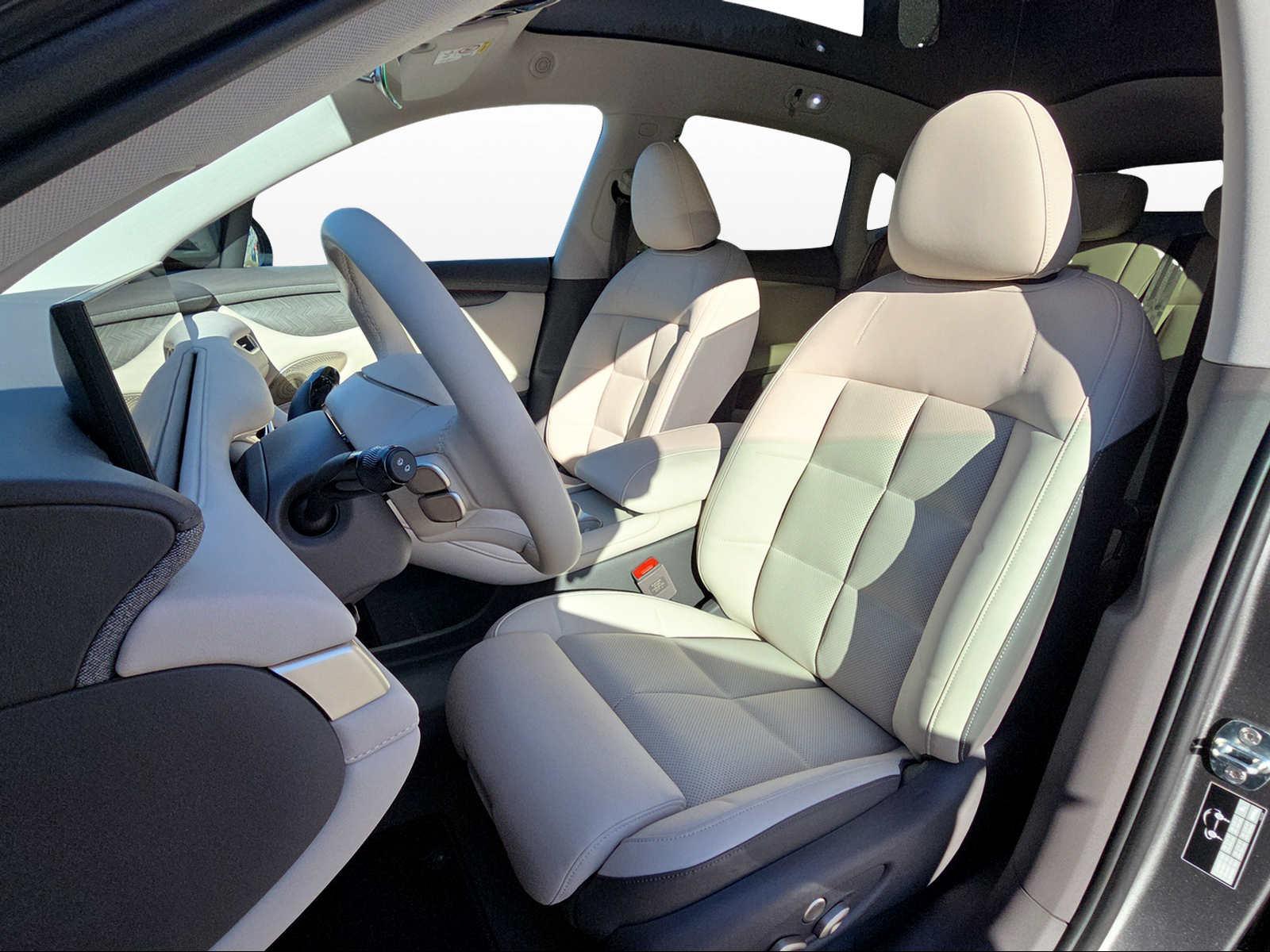 MG IM6 100 kWh Performance 21 4WD-image-8