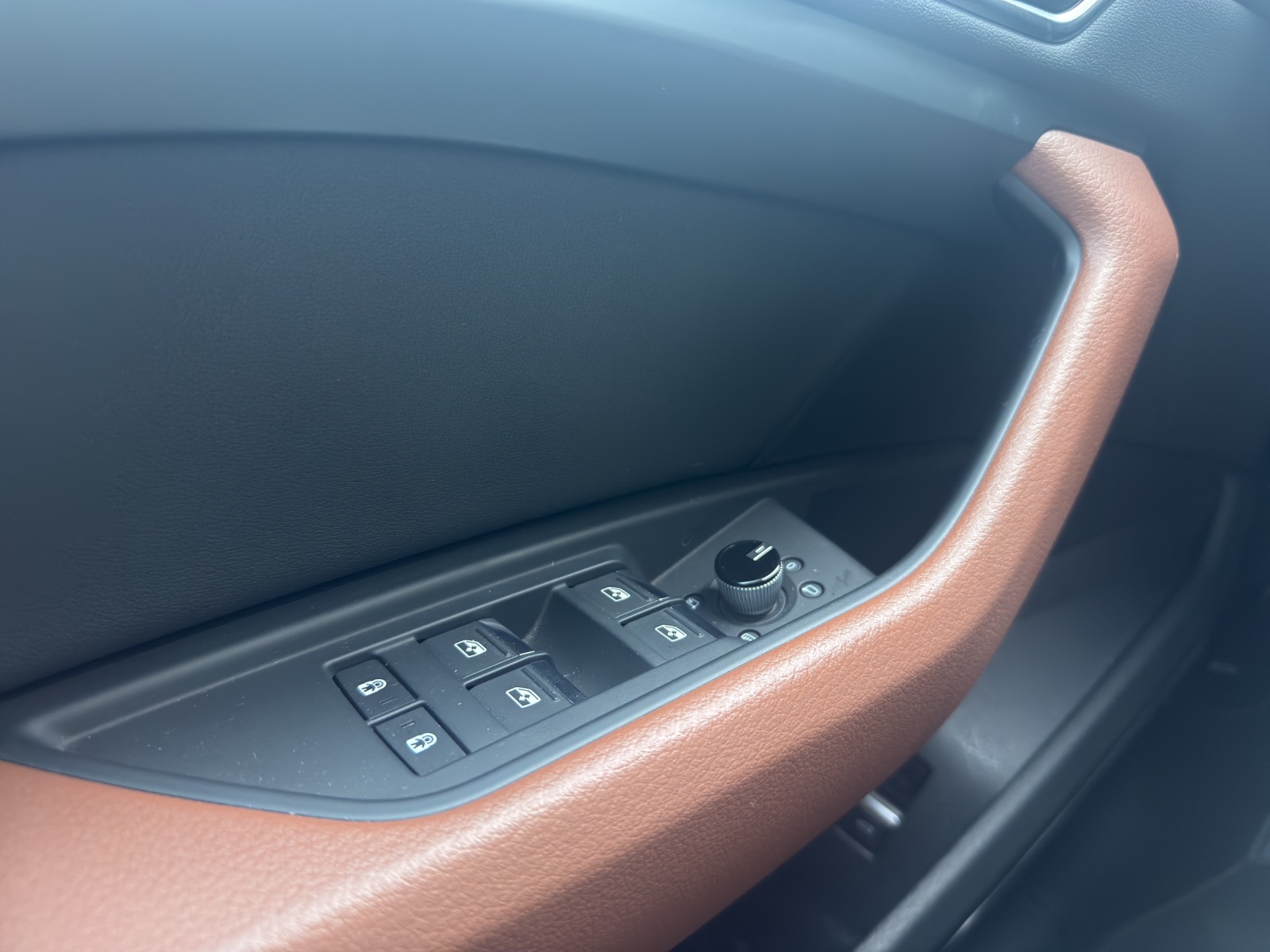 AUDI e-tron 50 Sportback Advanced Attraction quattro-image-16