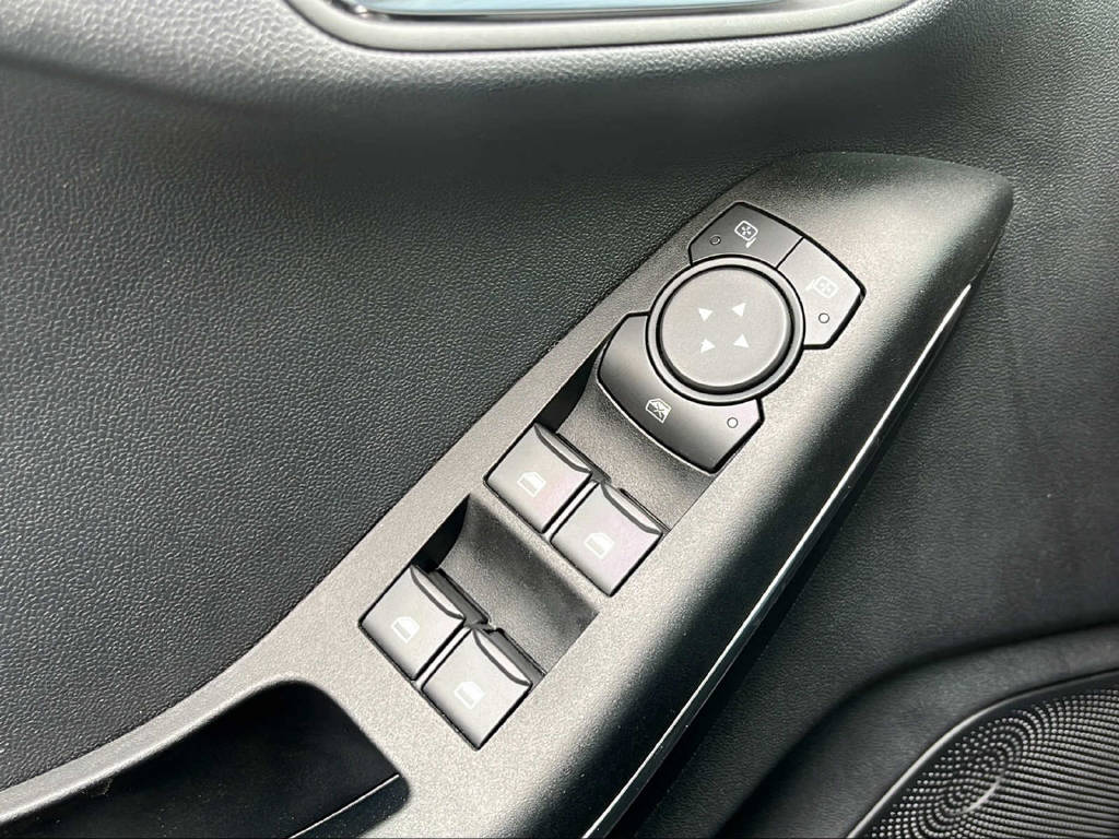 FORD Fiesta 1.0 EcoB Hybrid Automat Titanium-image-20