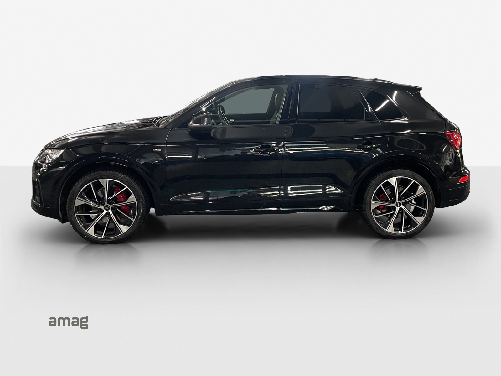 AUDI Q5 40 TDI Black Edition quattro S-tronic-showroom-element-1