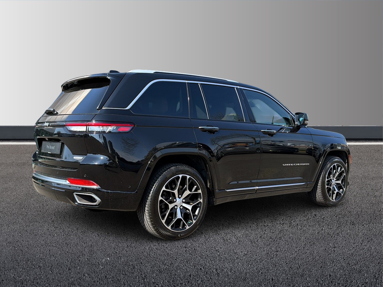 JEEP Grand Cherokee 5.7 V8 Summit-showroom-element-3