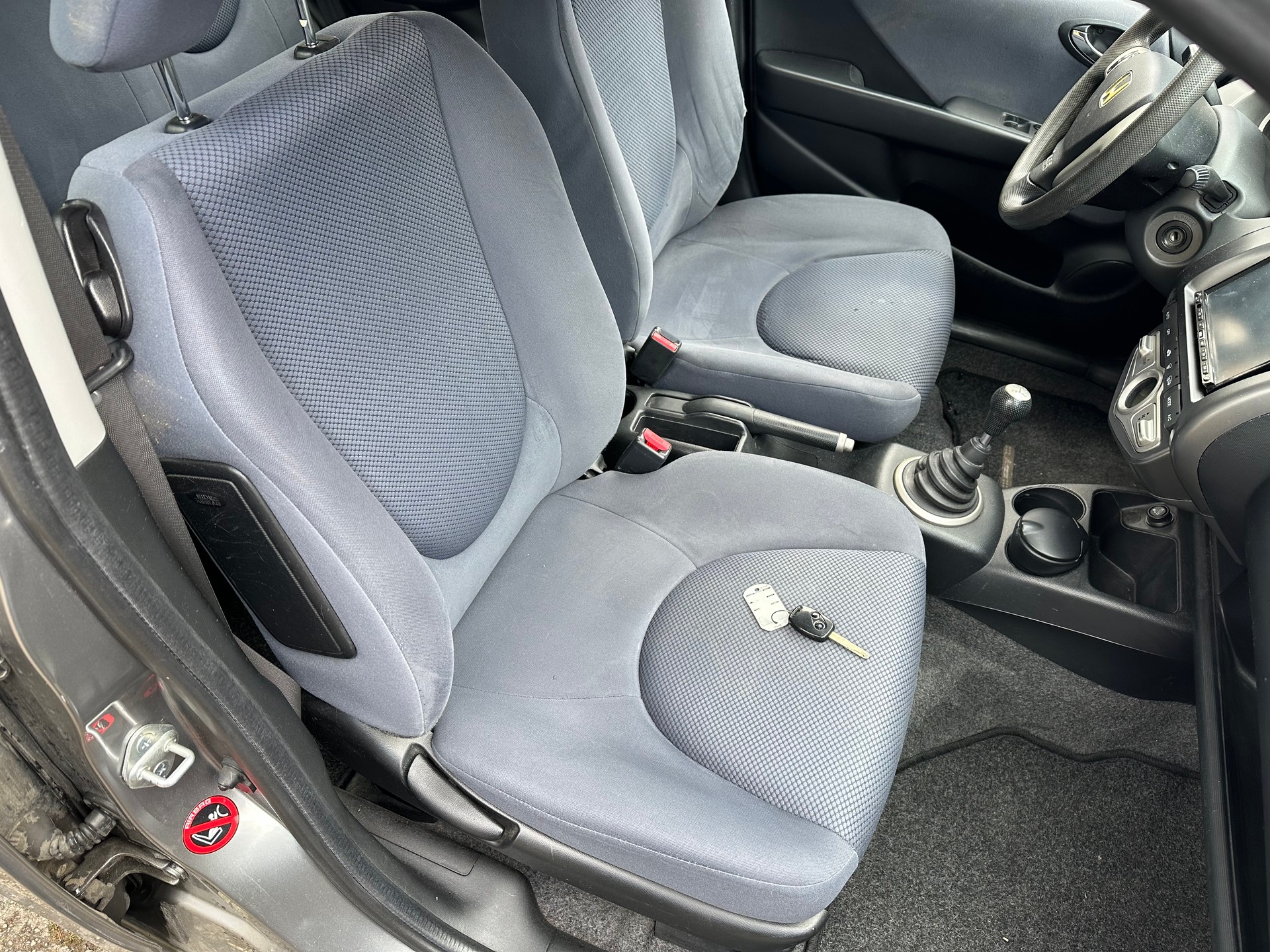 HONDA Jazz 1.4i LS FIXPREIS-image-11