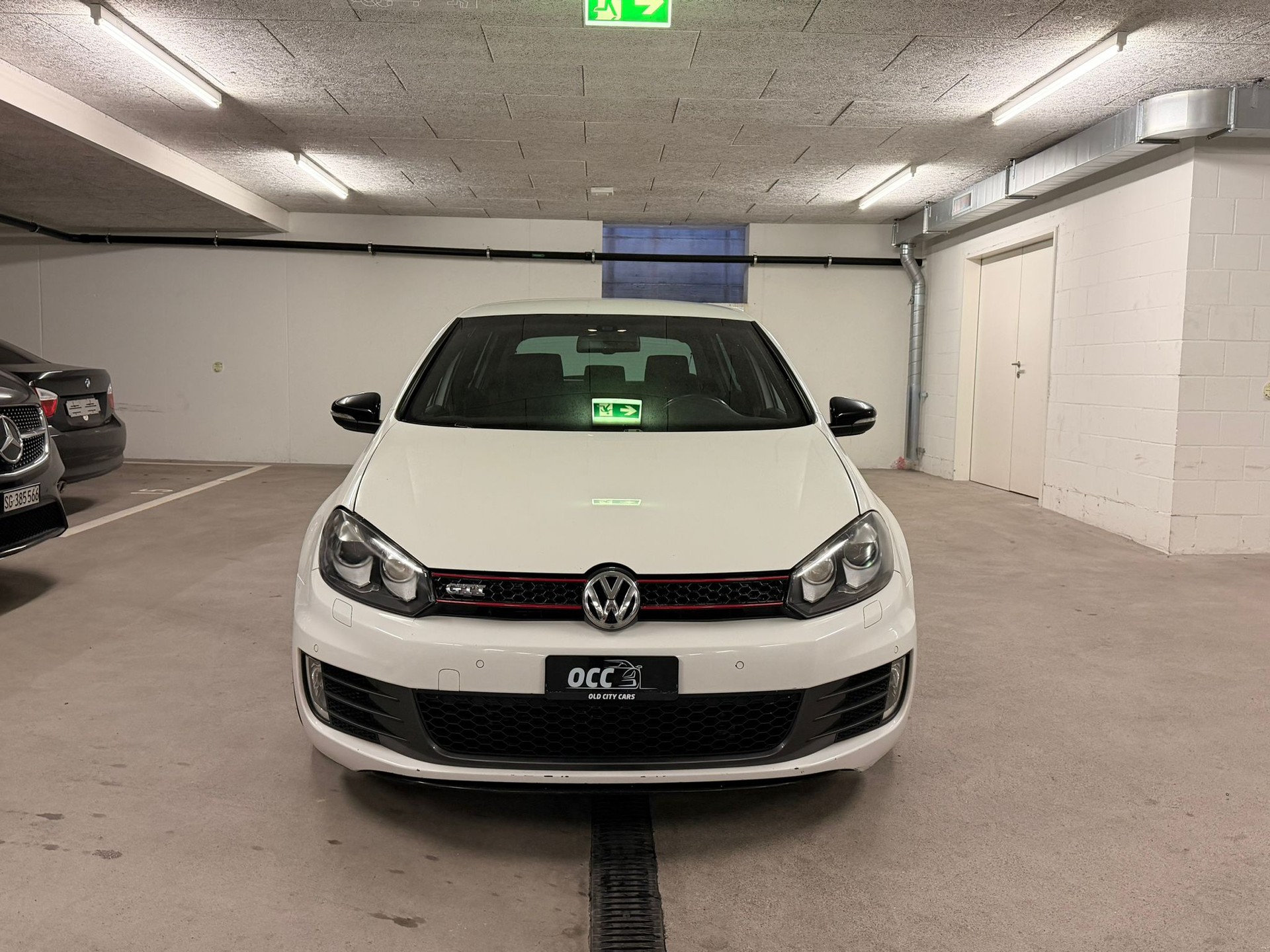 VW Golf 2.0 TSI GTI-image-1