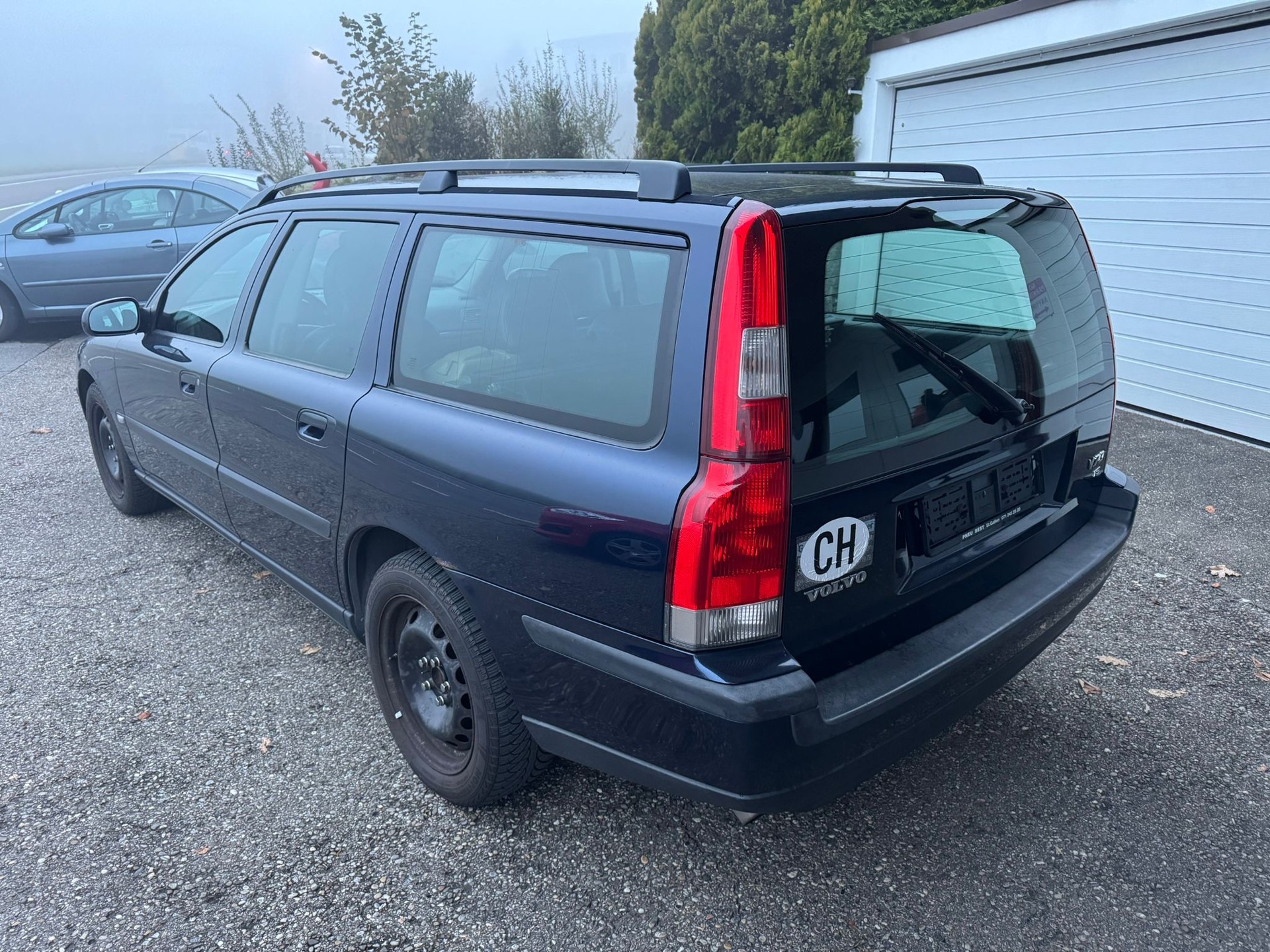 VOLVO V70 T5-image-4