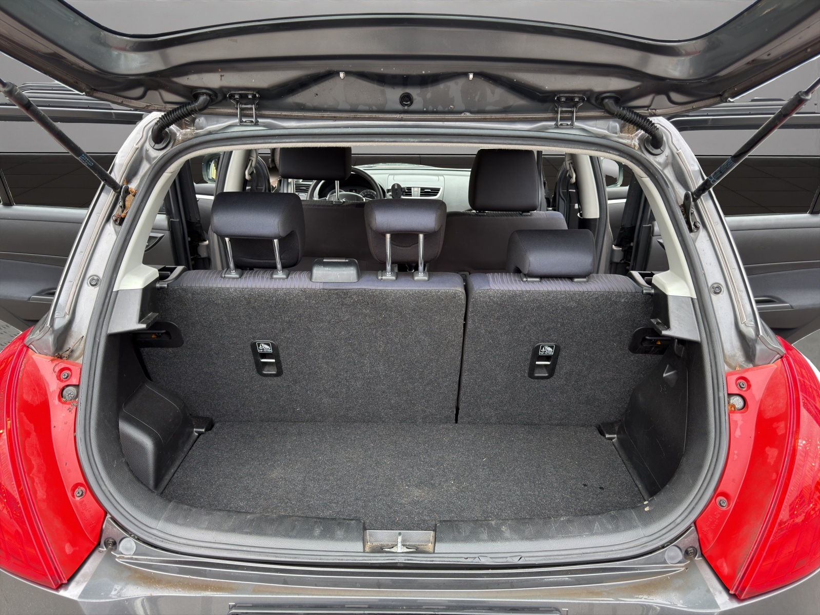 SUZUKI Swift 1.2i 16V GL 4x4-image-18