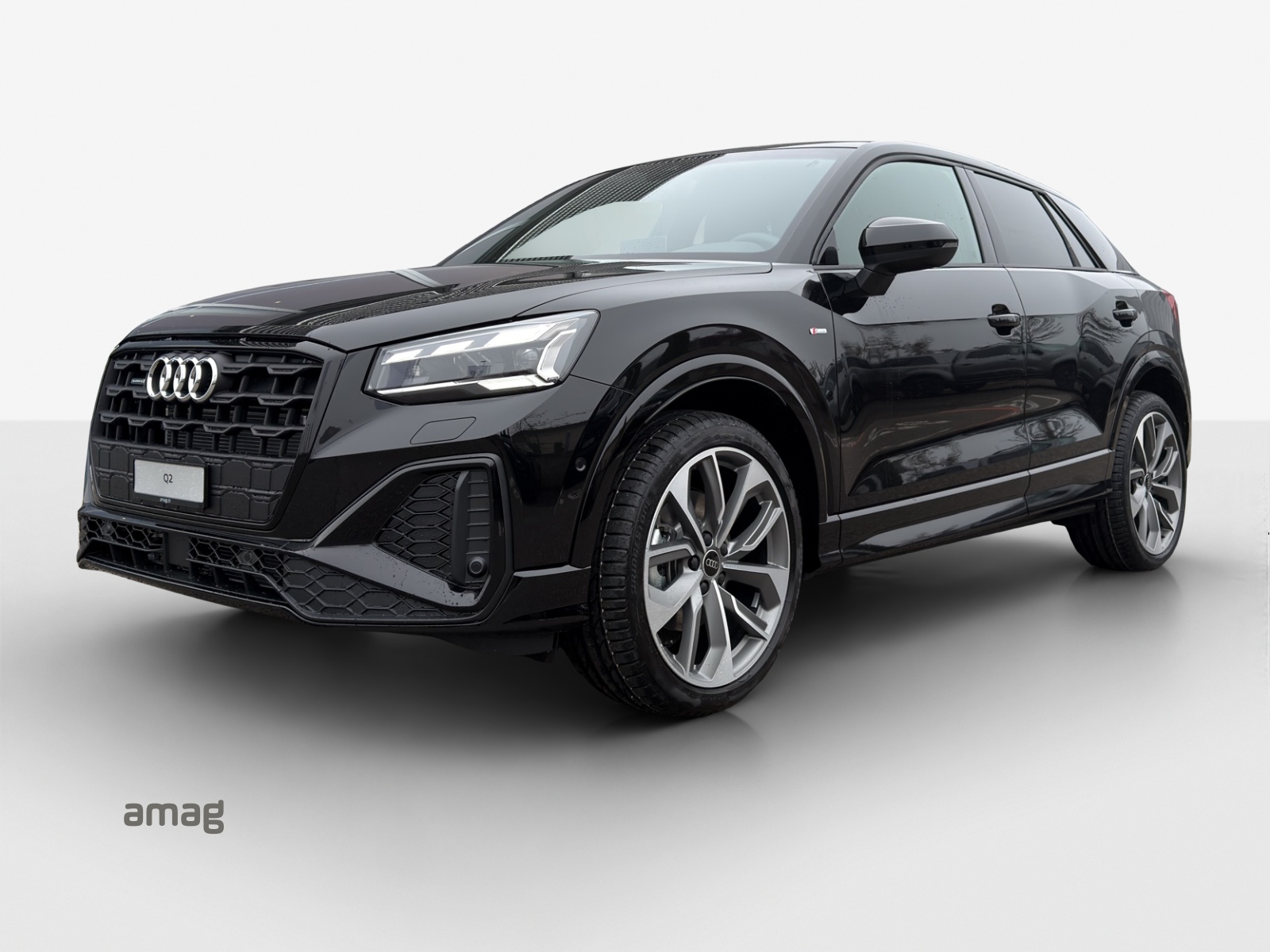 AUDI Q2 40 TFSI S line quattro S-tronic