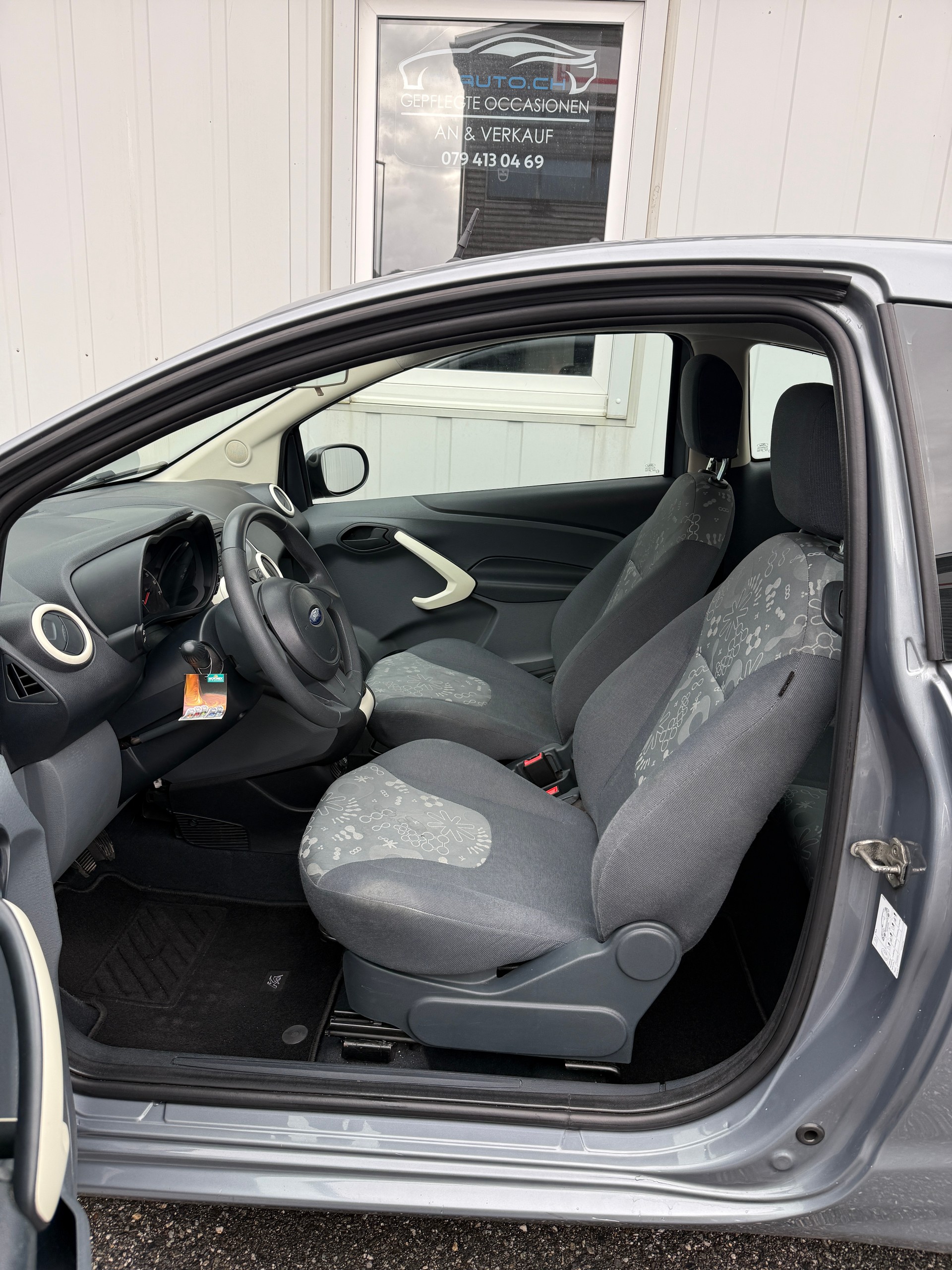 FORD KA 1.25 Titanium+ *KLIMA* MFK*-image-12