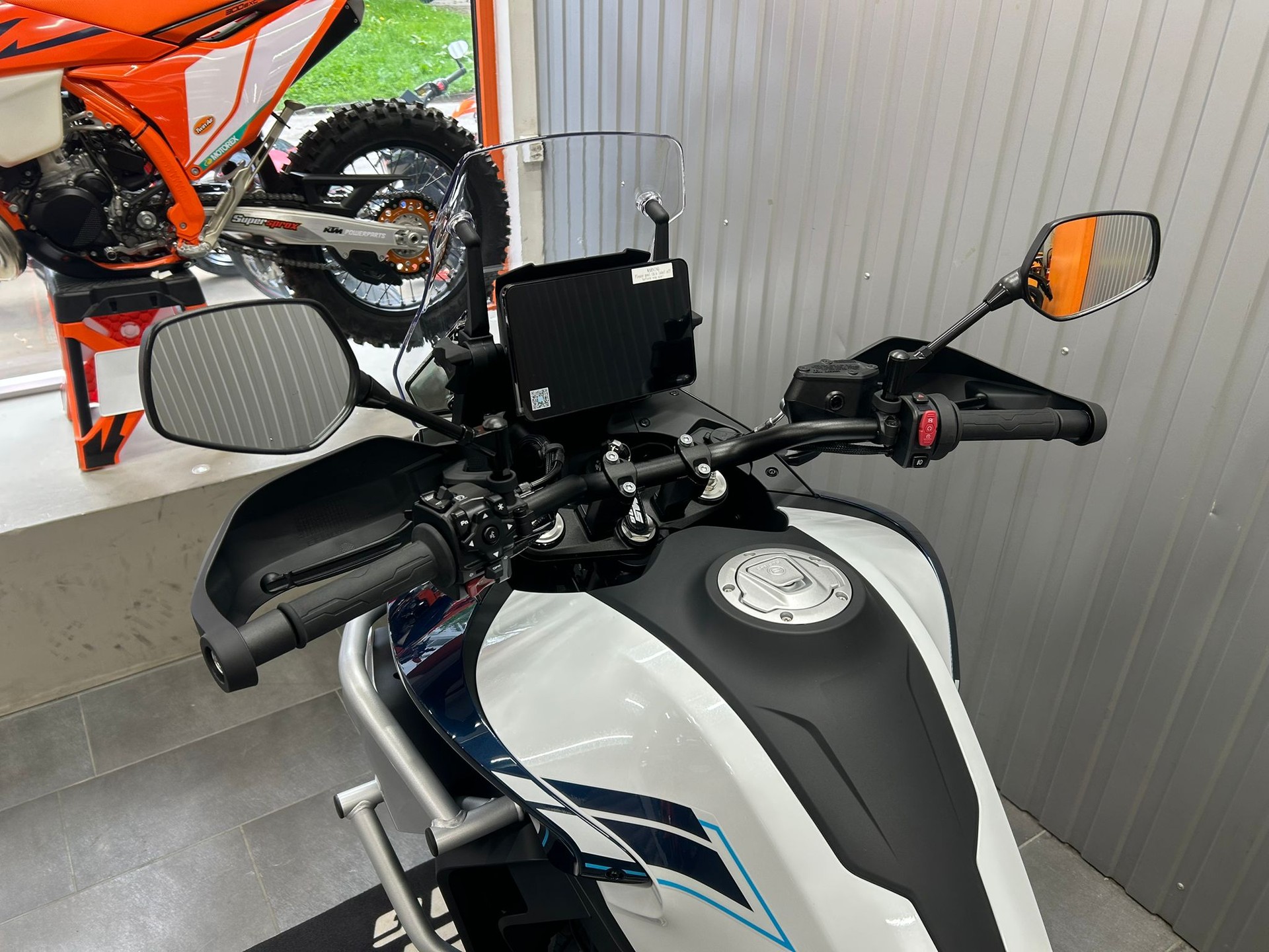 CF MOTO 800 MT Explore-image-6