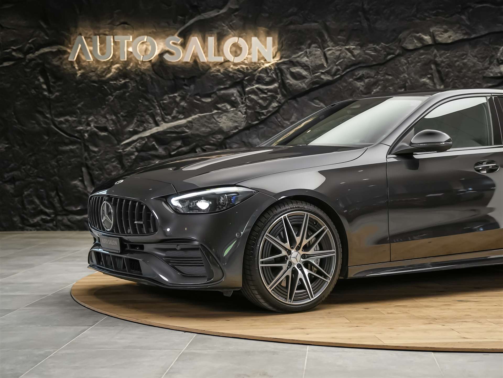 MERCEDES-BENZ C 43 AMG 4Matic *20" Felgen*AMG Night Paket*Rückfahrkamera*-image-14