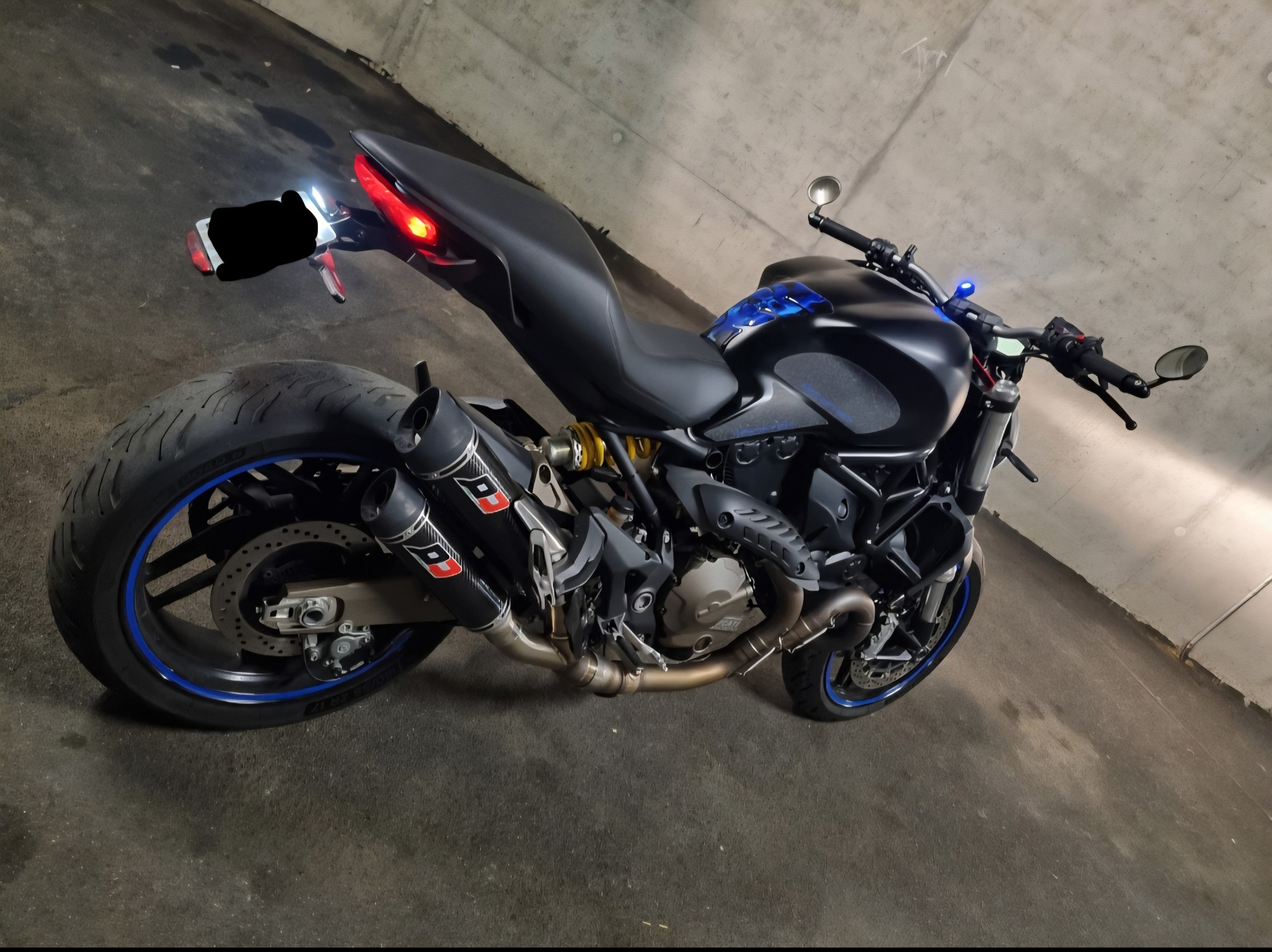 DUCATI Monster 821 ABS (35kW) QD EXHAUST