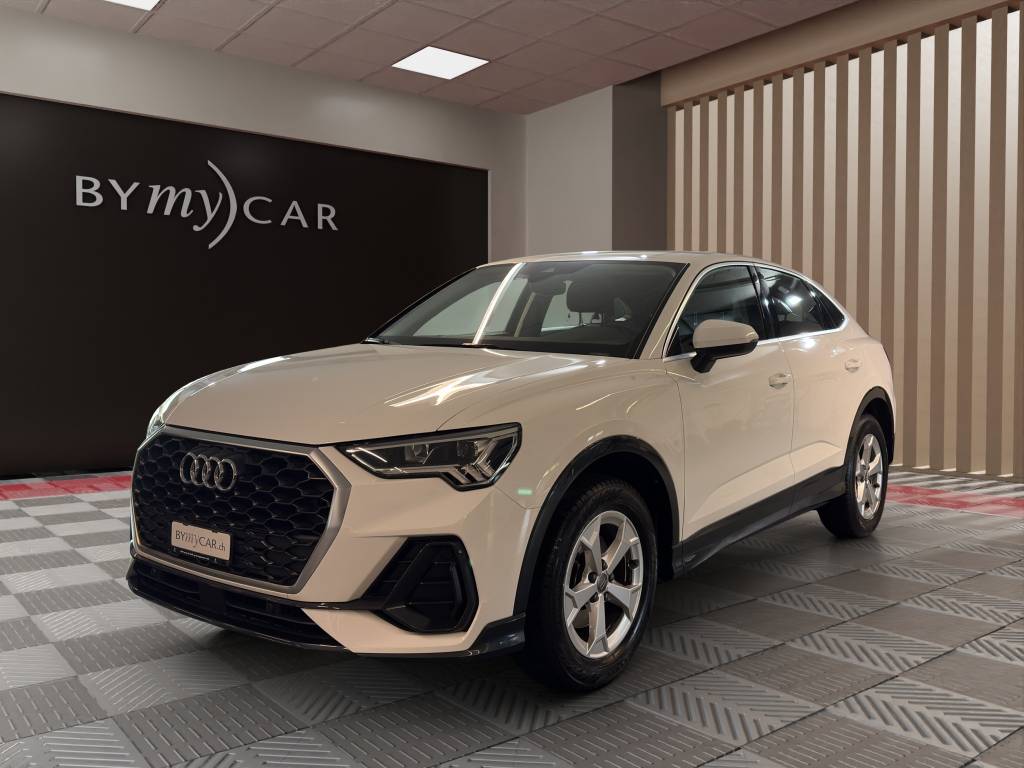 AUDI Q3 Sportback 35 TFSI Attraction S-tronic-image-1
