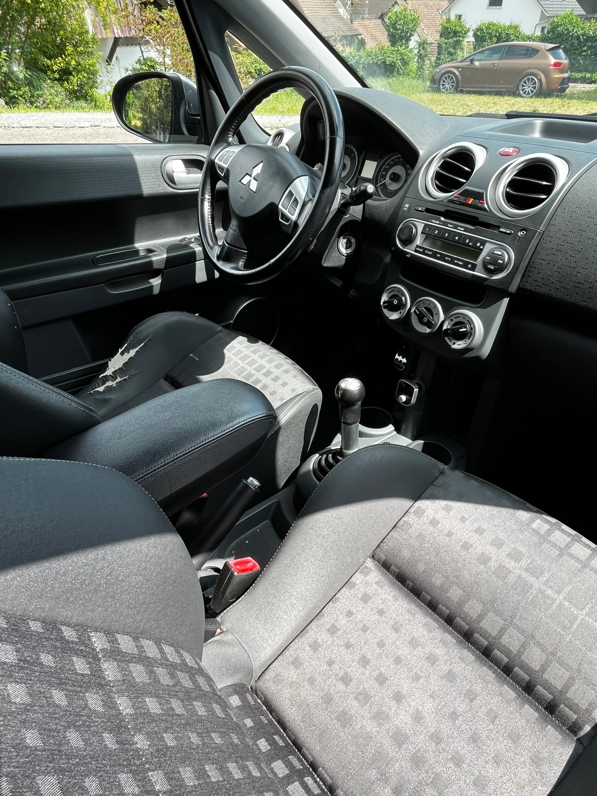 MITSUBISHI 1.5 16V 150 Turbo Ralliart (150 PS)-image-5
