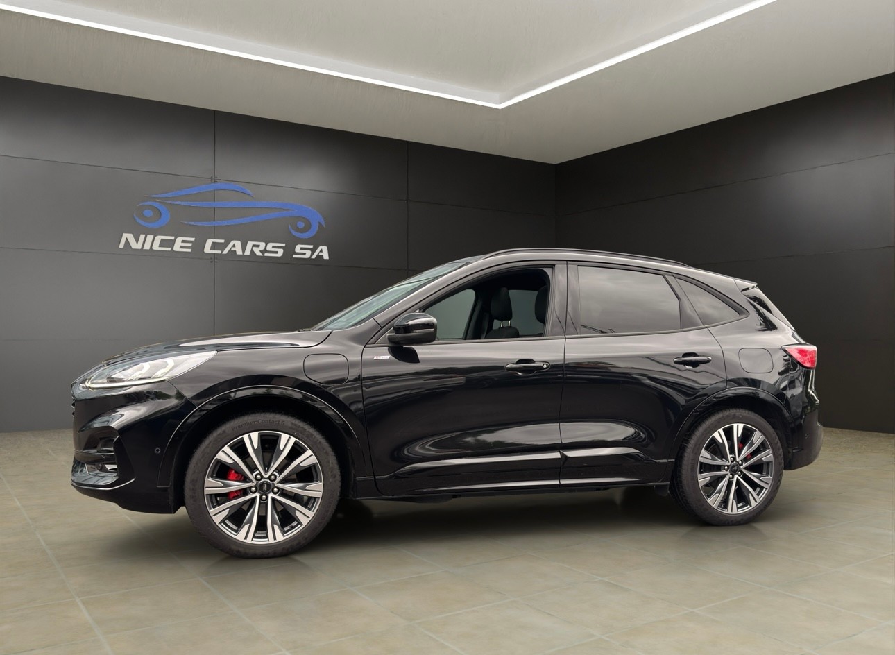 FORD Kuga 2.5 PHEV ST-Line X 2WD-showroom-element-1