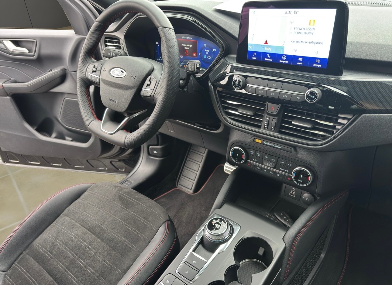 FORD Kuga 2.5 PHEV ST-Line X 2WD-image-4