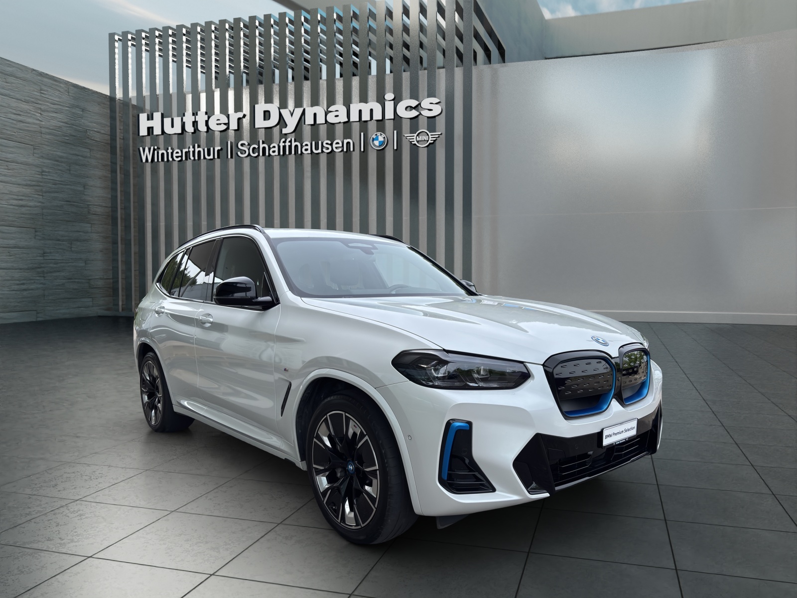 BMW iX3 E-Motor Impressive-showroom-element-3