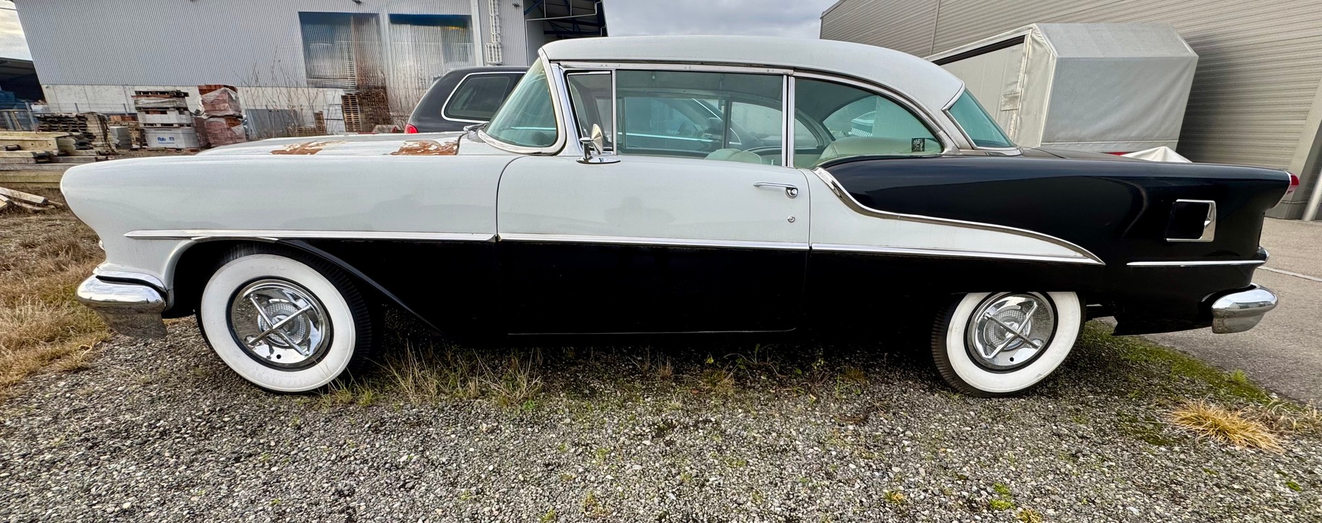 OLDSMOBILE Super 88 - 2 Door Coupe - Projekt
