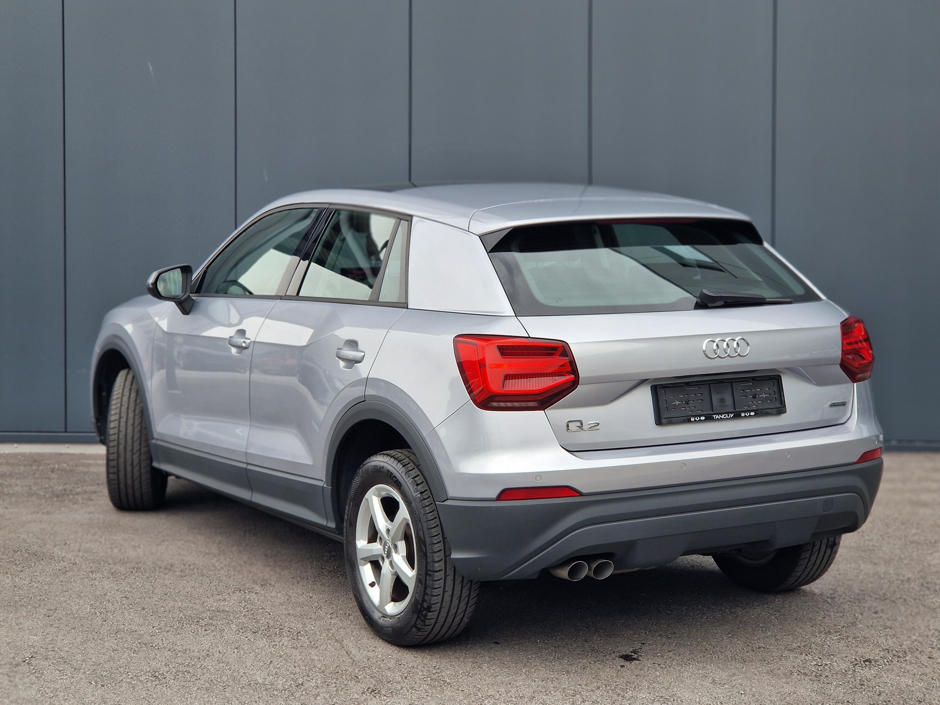 AUDI Q2 2.0 TDI quattro-image-1