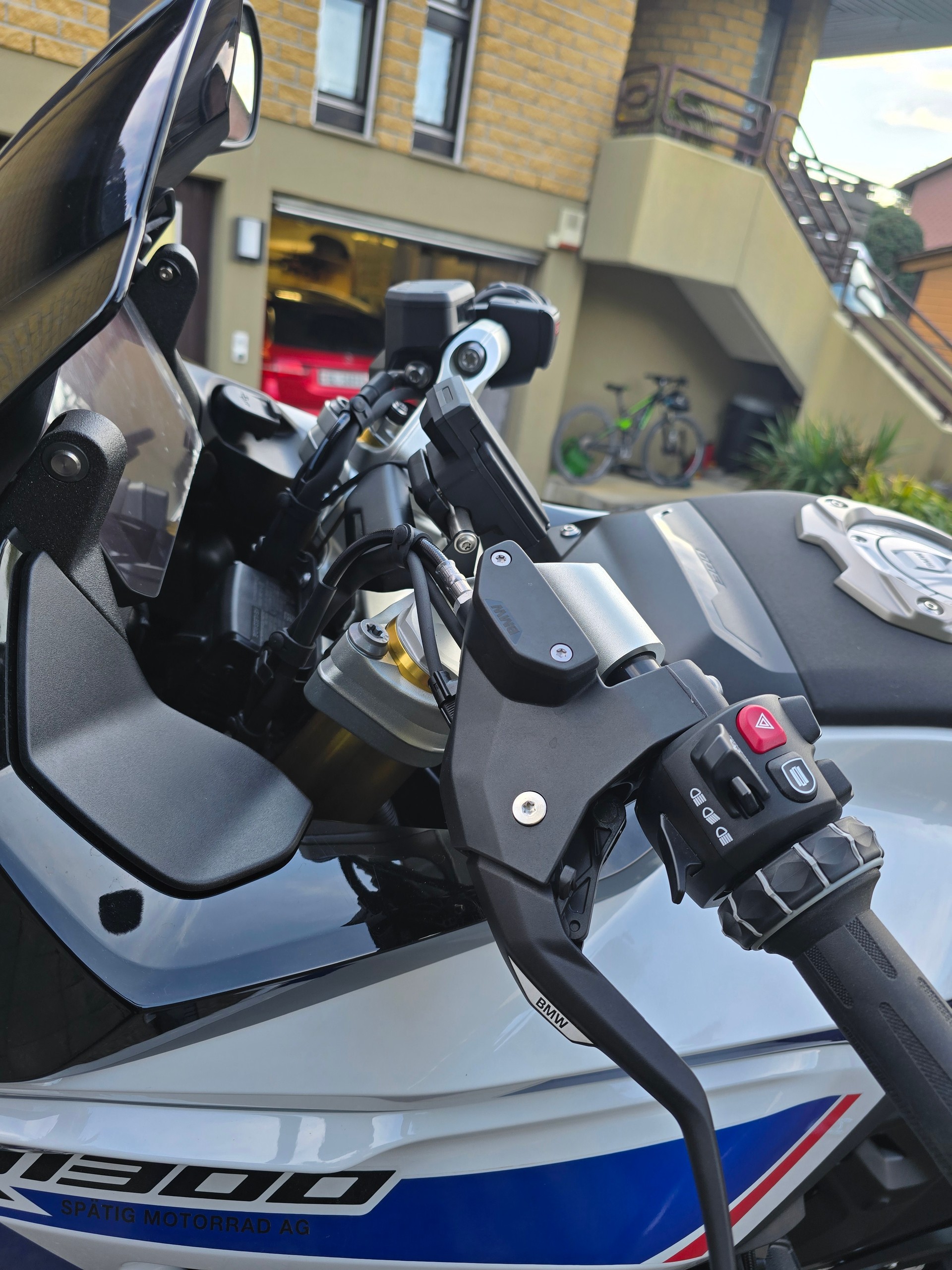 BMW R 1300 RS-image-10