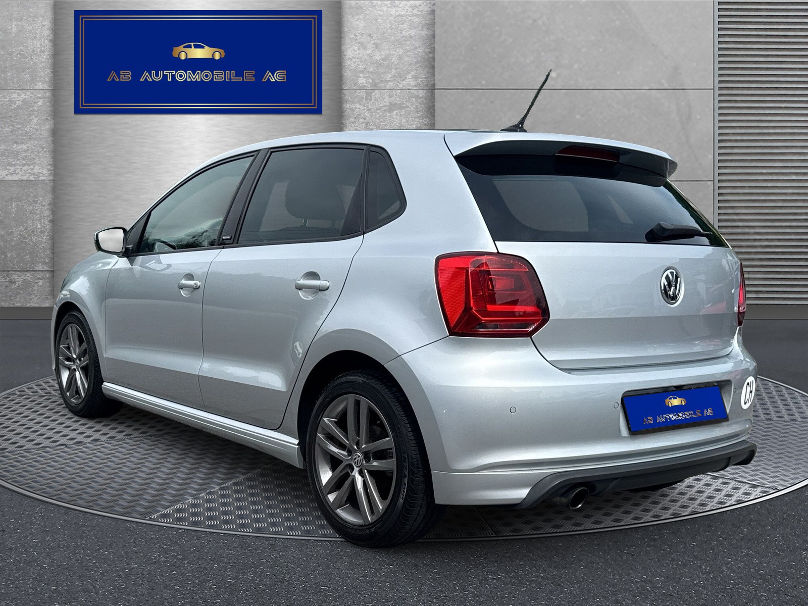 VW Polo 1.2 TSI BMT Allstar R-Line DSG-image-4