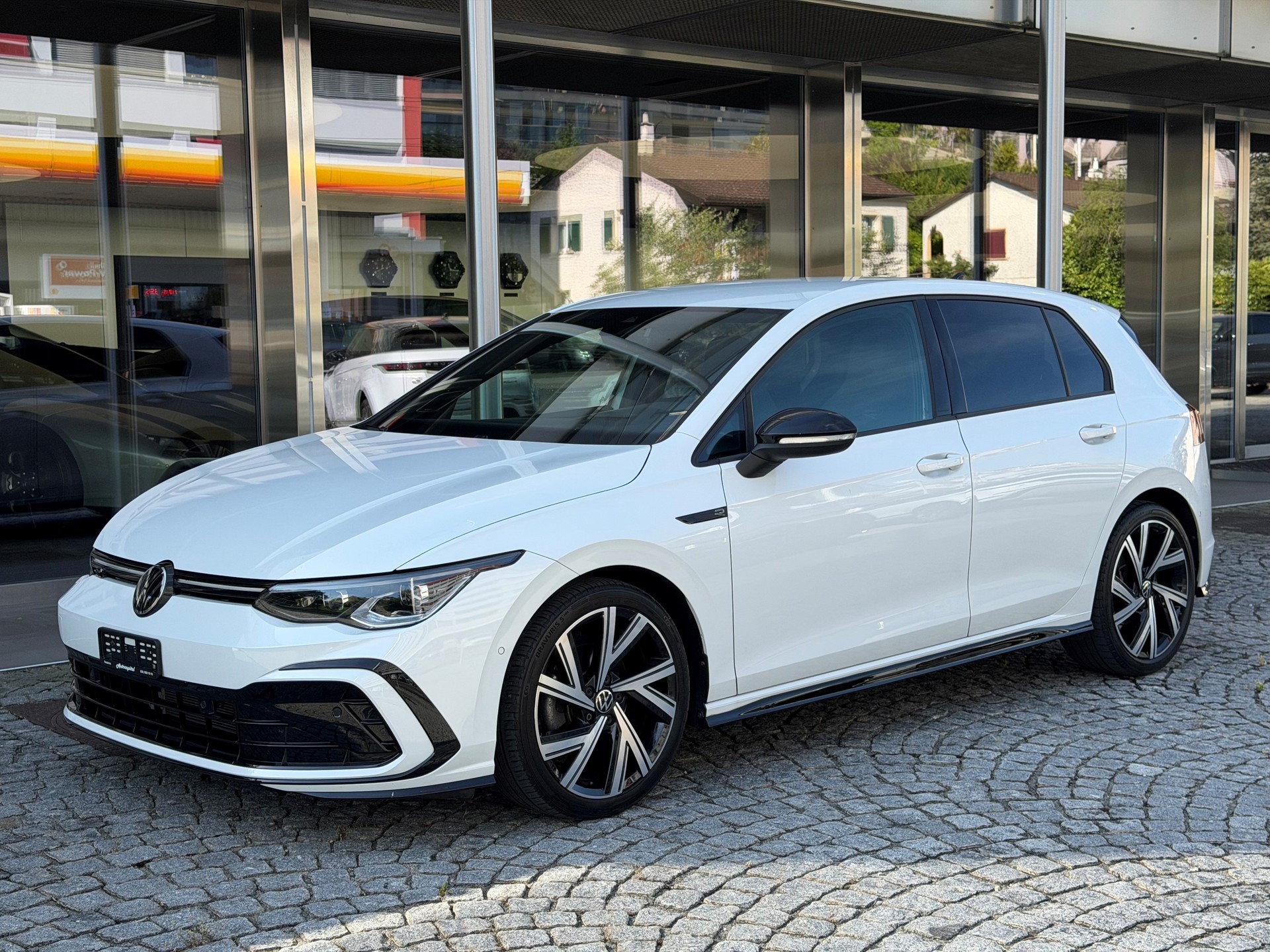 VW Golf 1.5 eTSI mHEV R-Line