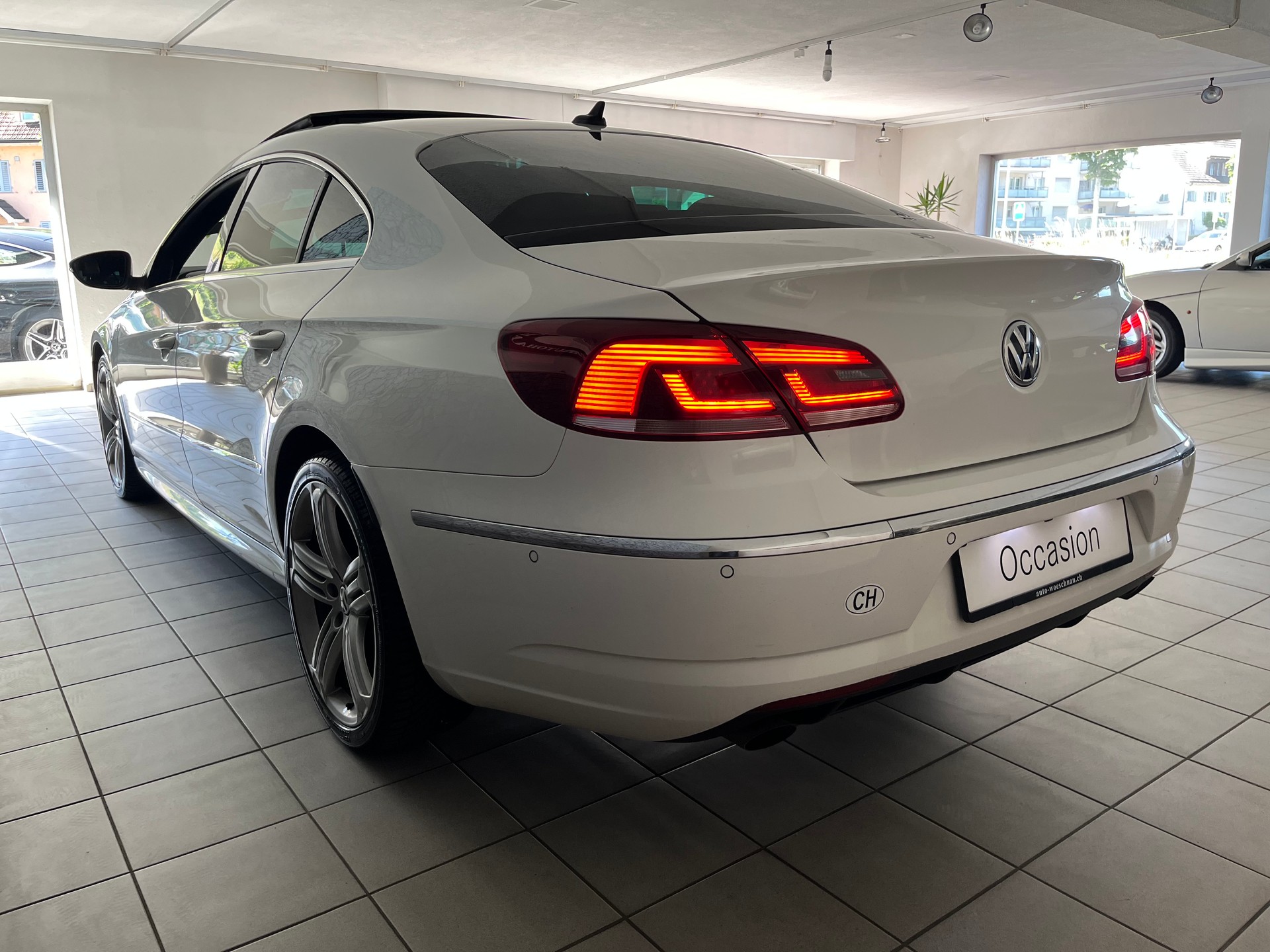 VW CC 2.0 TDI BMT R-Line 4Motion DSG-image-4