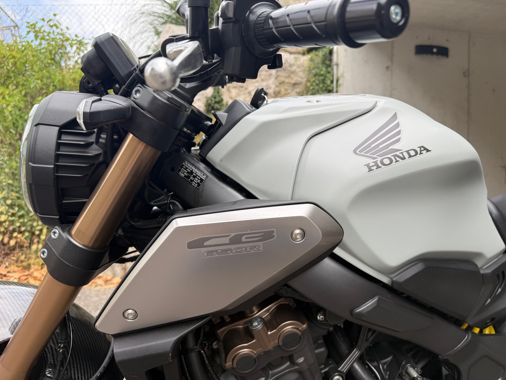 HONDA CB 650 R-image-4
