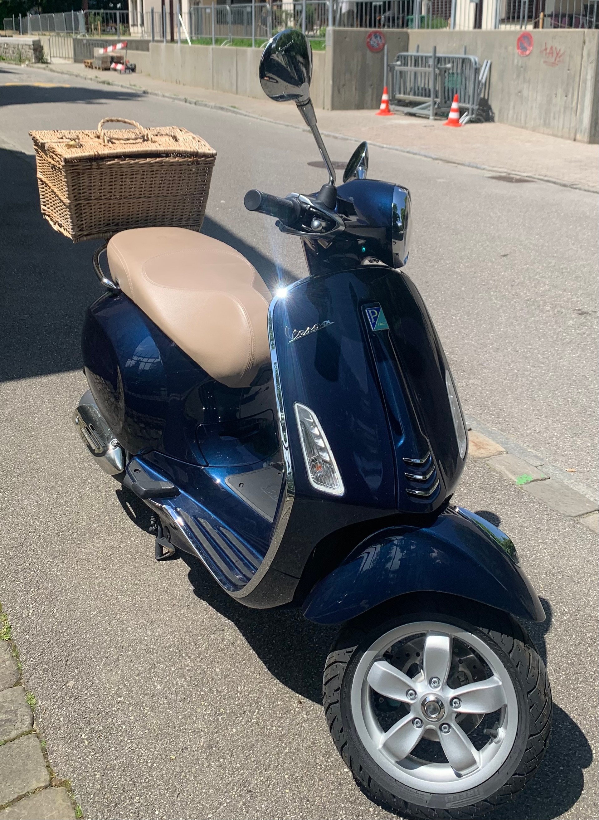 PIAGGIO Vespa 125 Primavera i.e. 3V-image-2