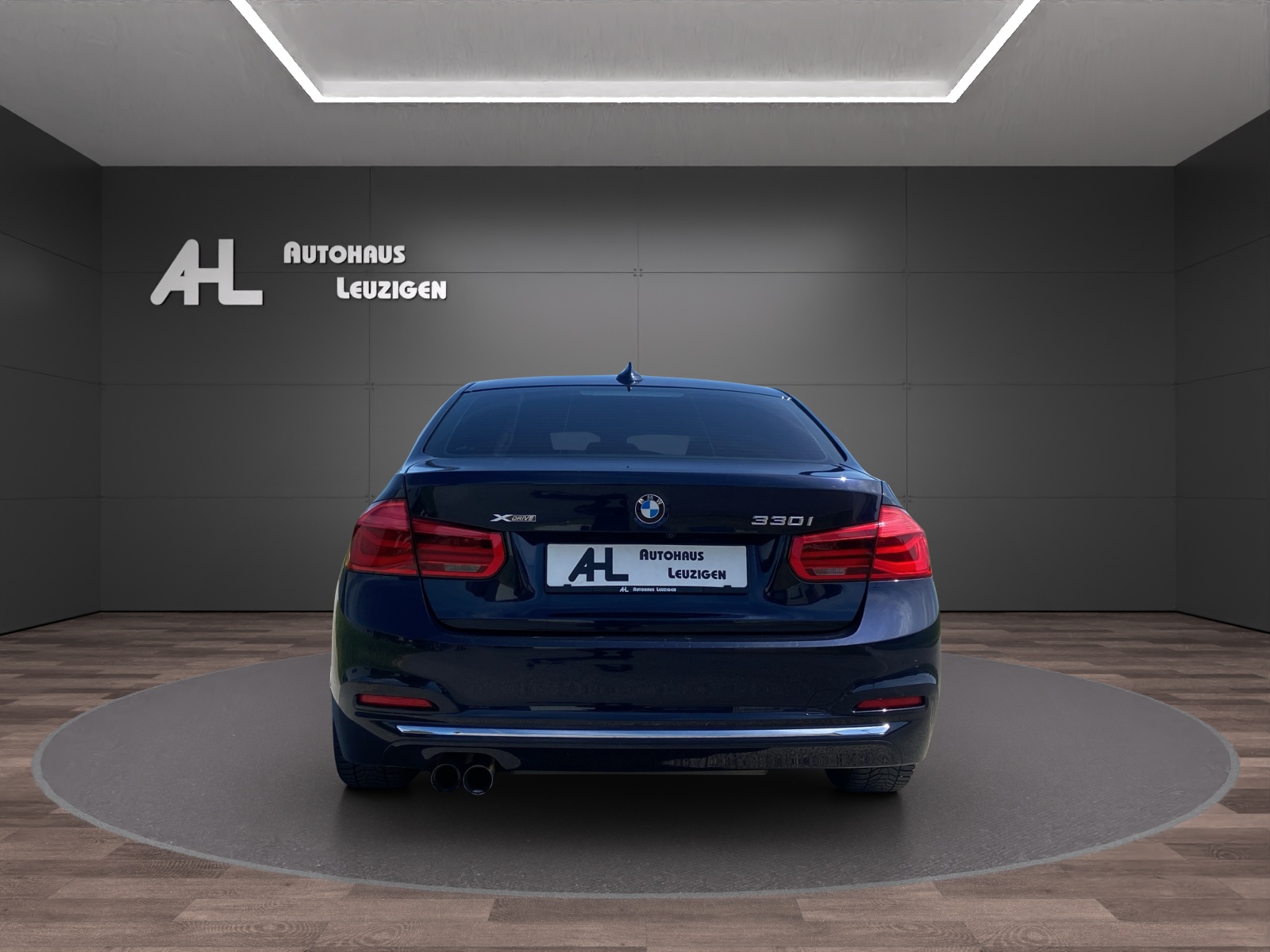 BMW 330i xDrive Luxury Line Steptronic-image-3