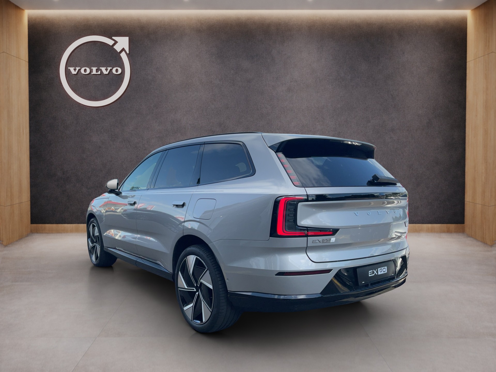 VOLVO EX90 Twin Performance Ultra AWD-showroom-element-3