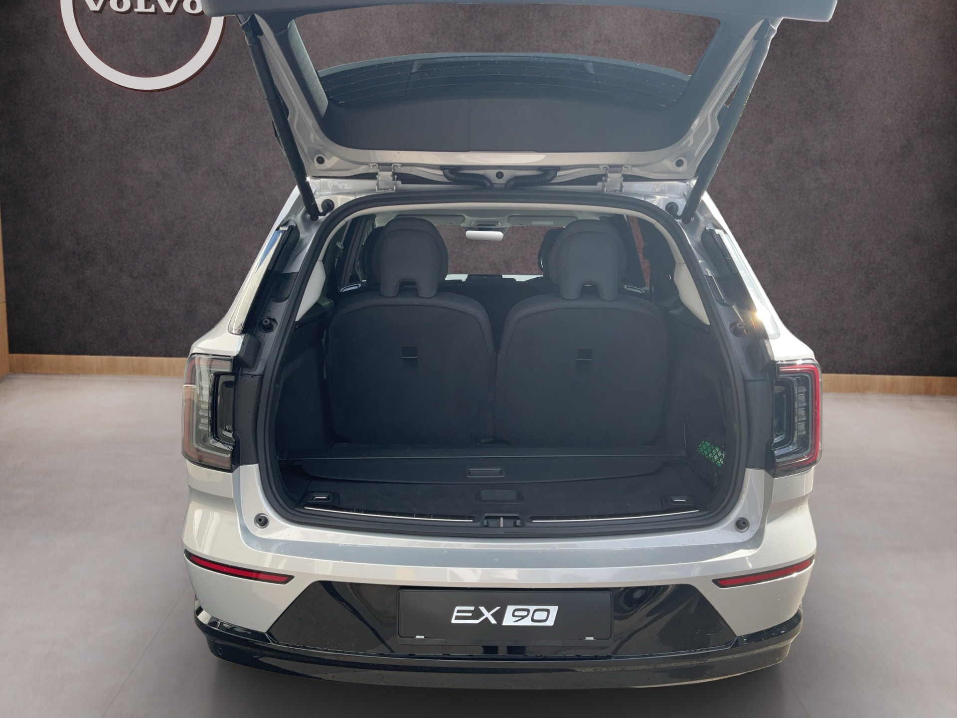 VOLVO EX90 Twin Performance Ultra AWD-image-12