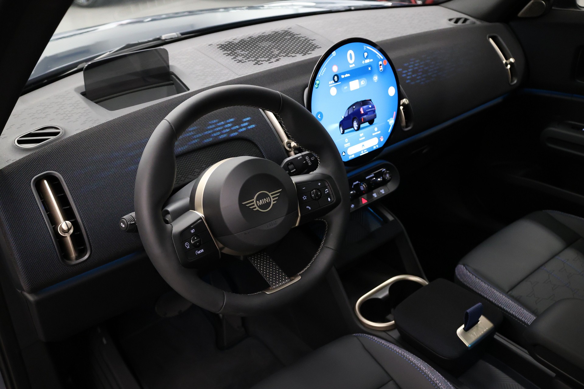 MINI Countryman U25 1.5i C-image-19