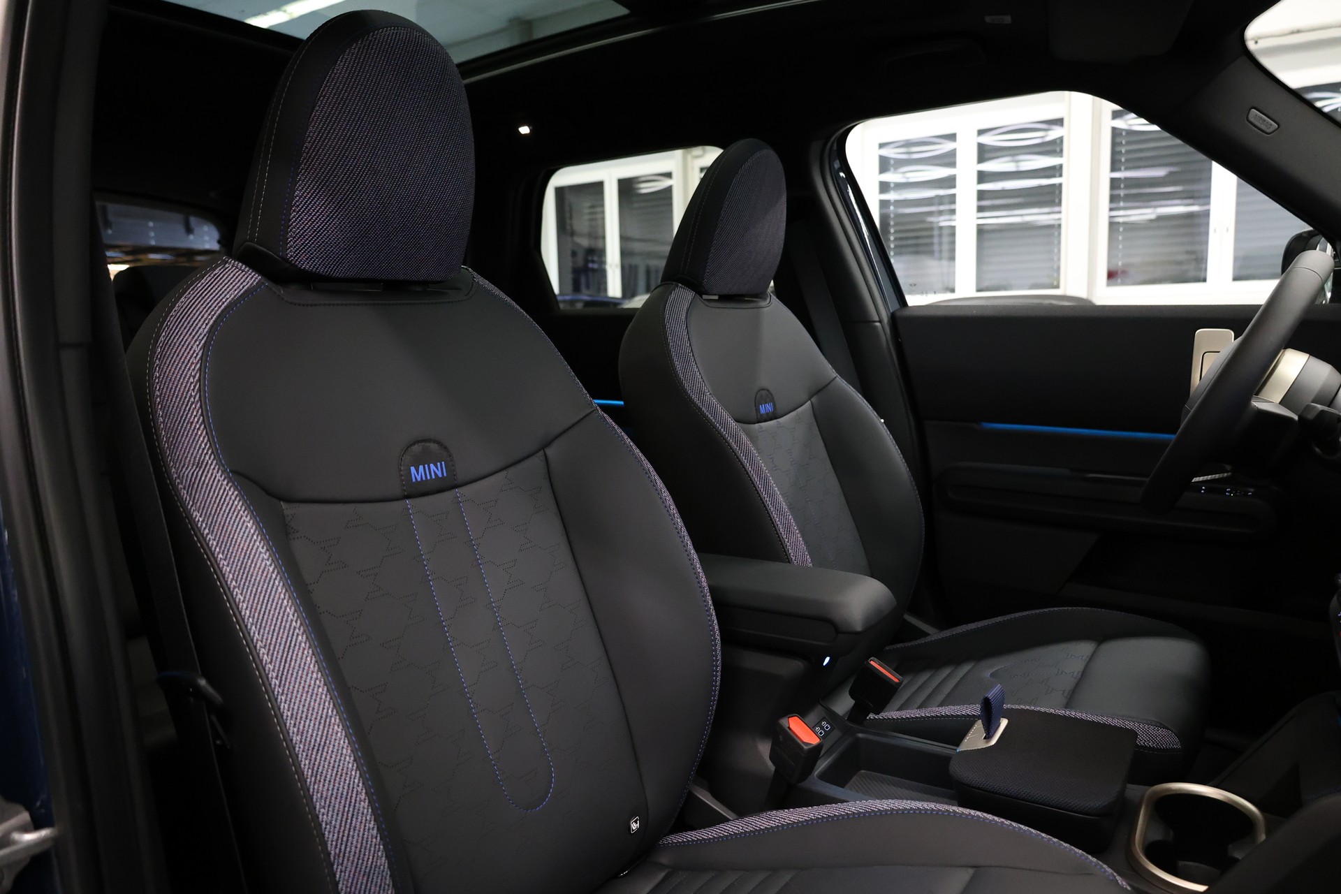 MINI Countryman U25 1.5i C-image-24