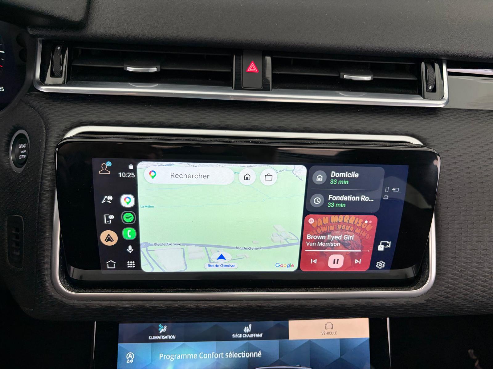 LAND ROVER Range Rover Velar R-Dynamic P 250 SE Automatic - Toit ouvrant - Caméra 3D Surround View - Attelage-image-22