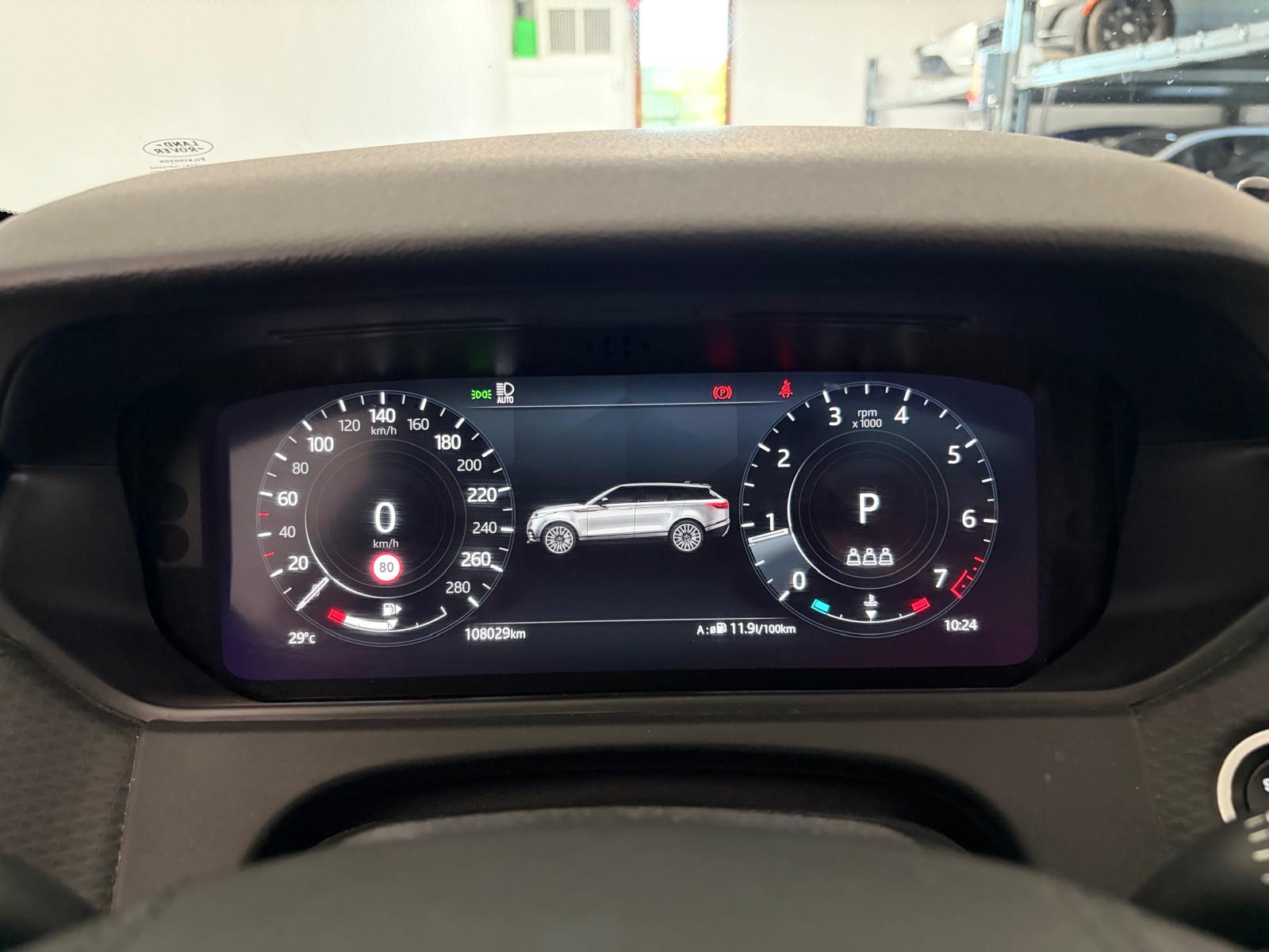 LAND ROVER Range Rover Velar R-Dynamic P 250 SE Automatic - Toit ouvrant - Caméra 3D Surround View - Attelage-image-17