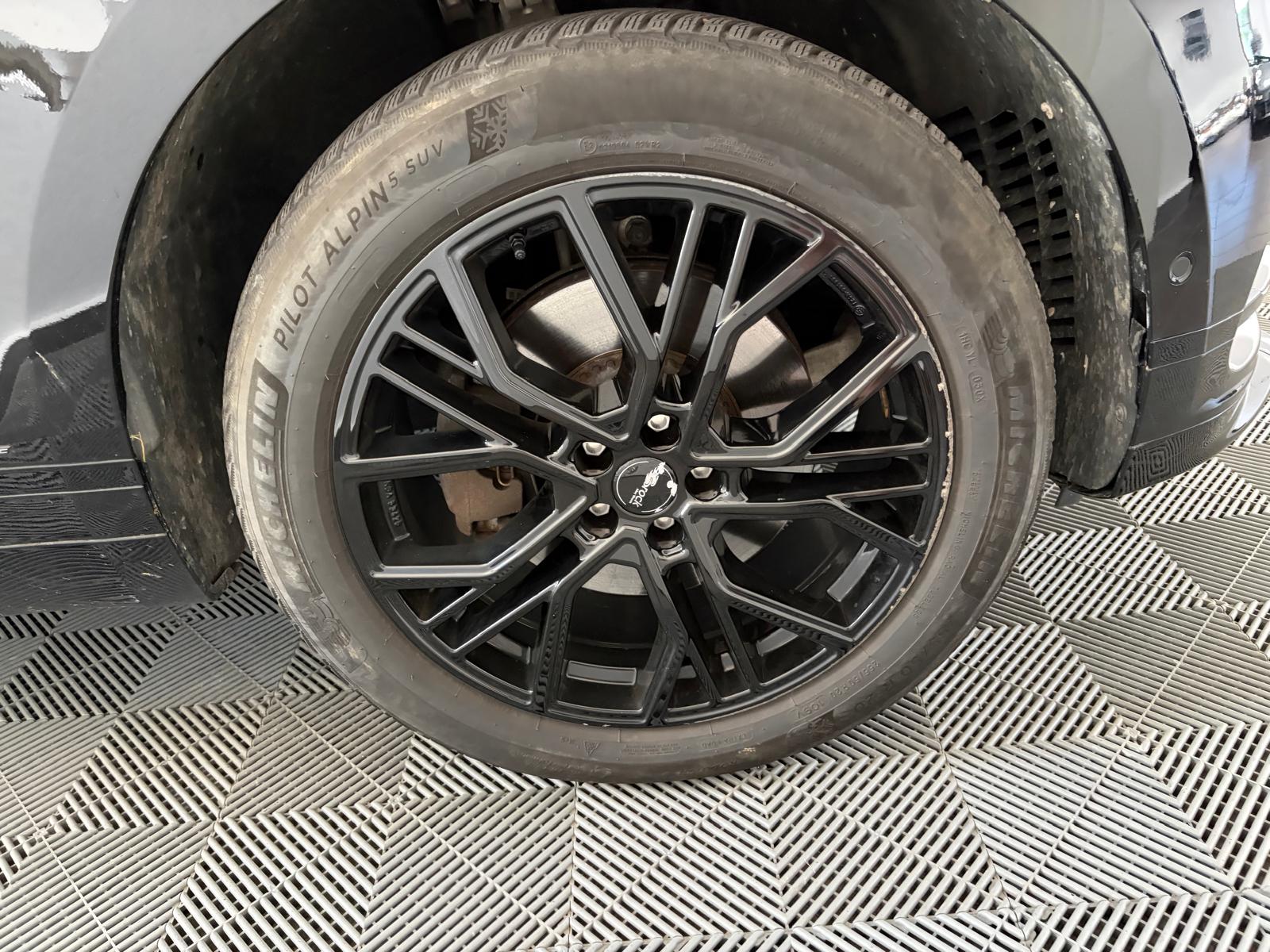 LAND ROVER Range Rover Velar R-Dynamic P 250 SE Automatic - Toit ouvrant - Caméra 3D Surround View - Attelage-image-29