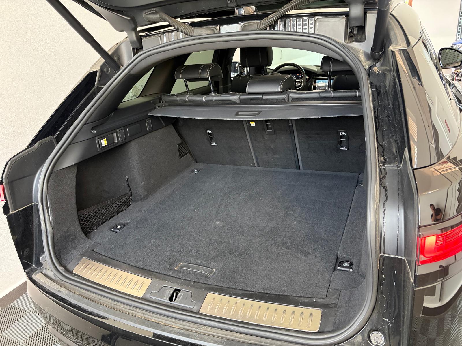 LAND ROVER Range Rover Velar R-Dynamic P 250 SE Automatic - Toit ouvrant - Caméra 3D Surround View - Attelage-image-27