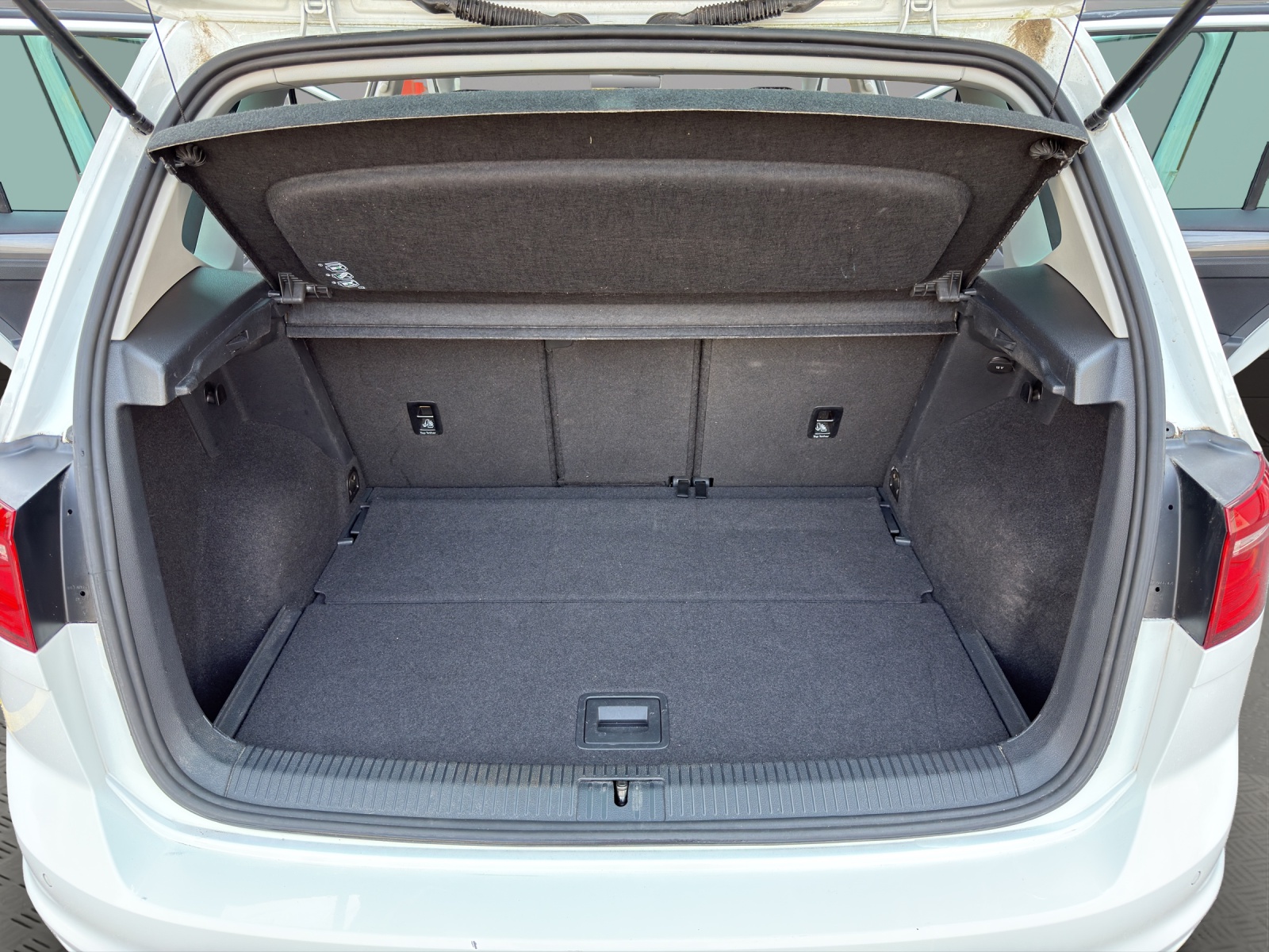 VW Golf Sportsvan 1.4 TSI Allstar DSG-image-18
