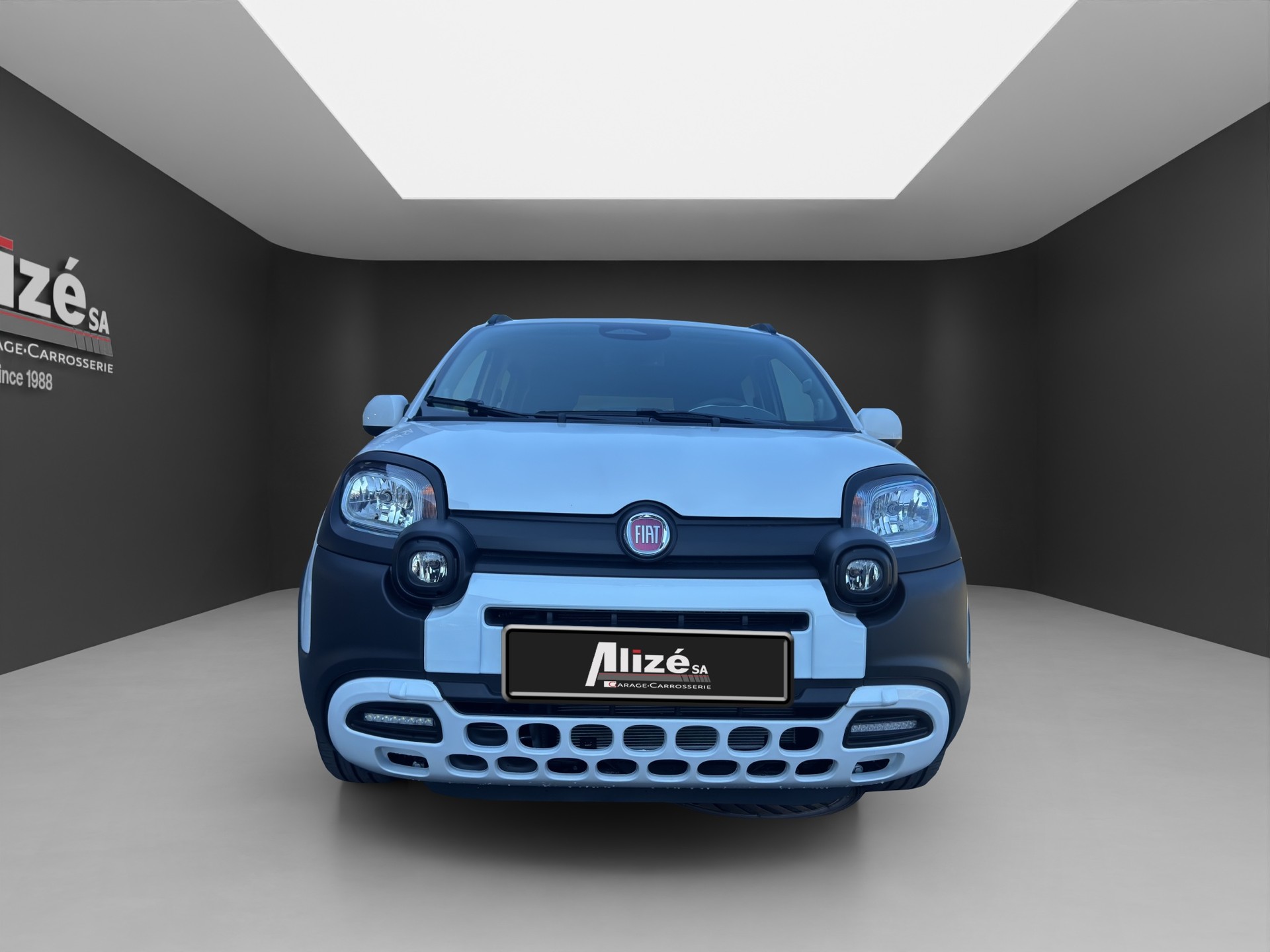 FIAT Pandina 1.0 MHEV Cross-showroom-element-1