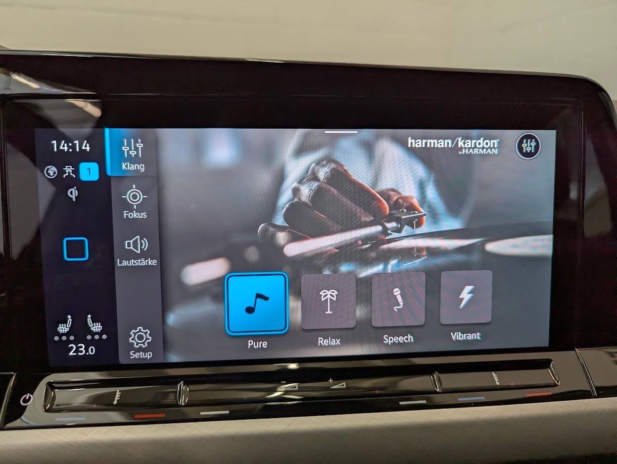 VW Golf VIII 1.5 TSI Life DSG*1.HAND CH-AUTO 12MT GAR VOLL-LED NAVI PRO VIRTUAL CAM HARMAN/KARDON ACC*-image-16