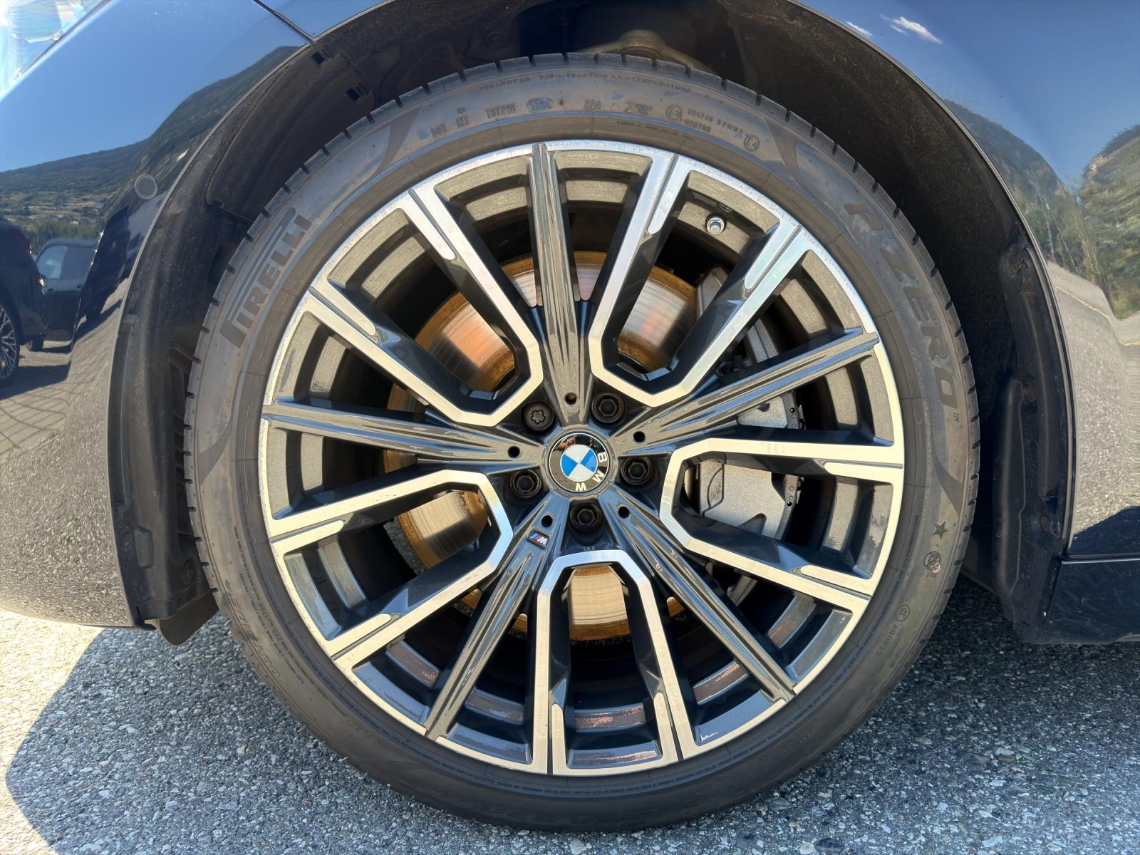 BMW 750i xDrive M Sport Steptronic (CH)-image-8