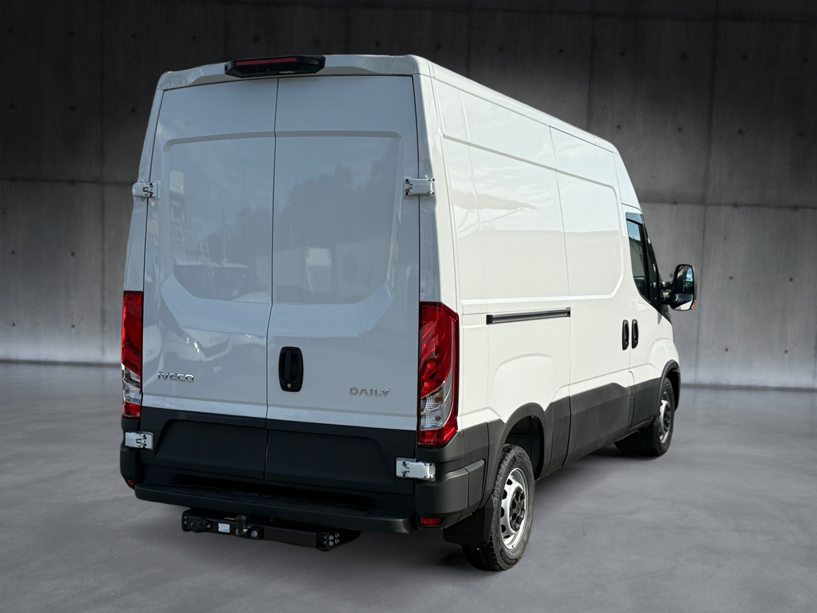 IVECO 35S16A8V H2-showroom-element-3