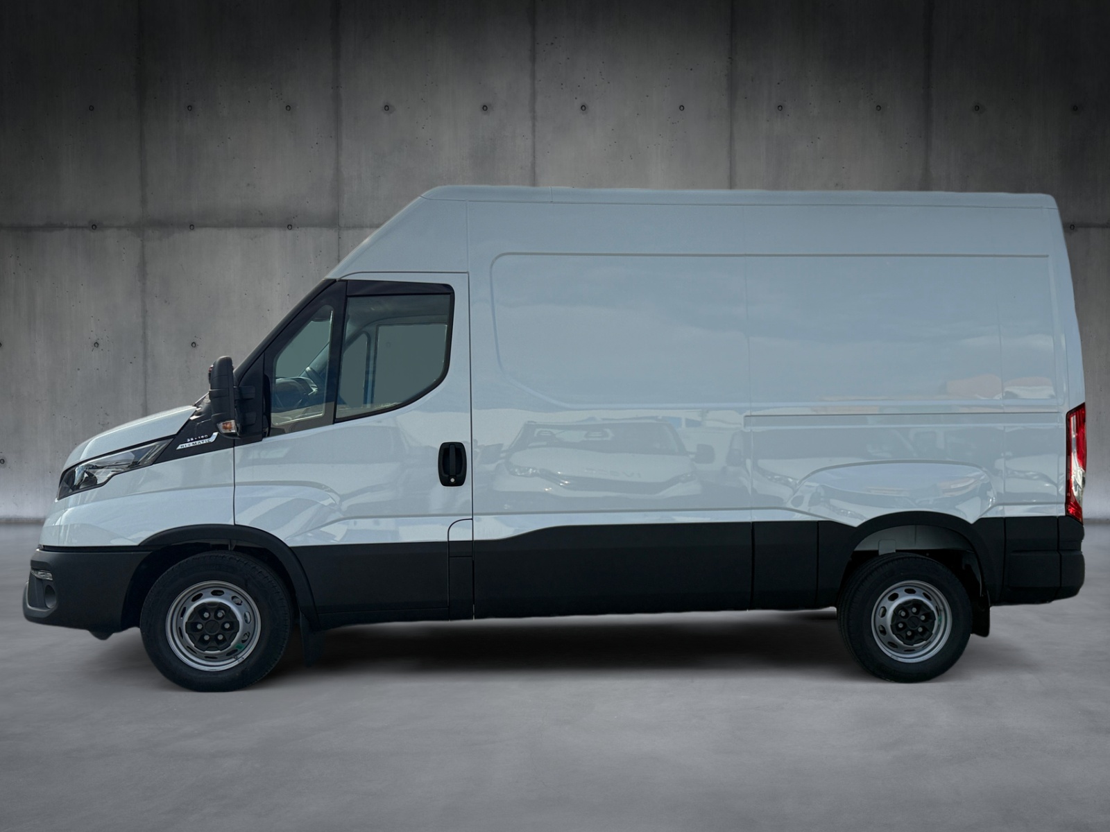 IVECO 35S16A8V H2-showroom-element-1