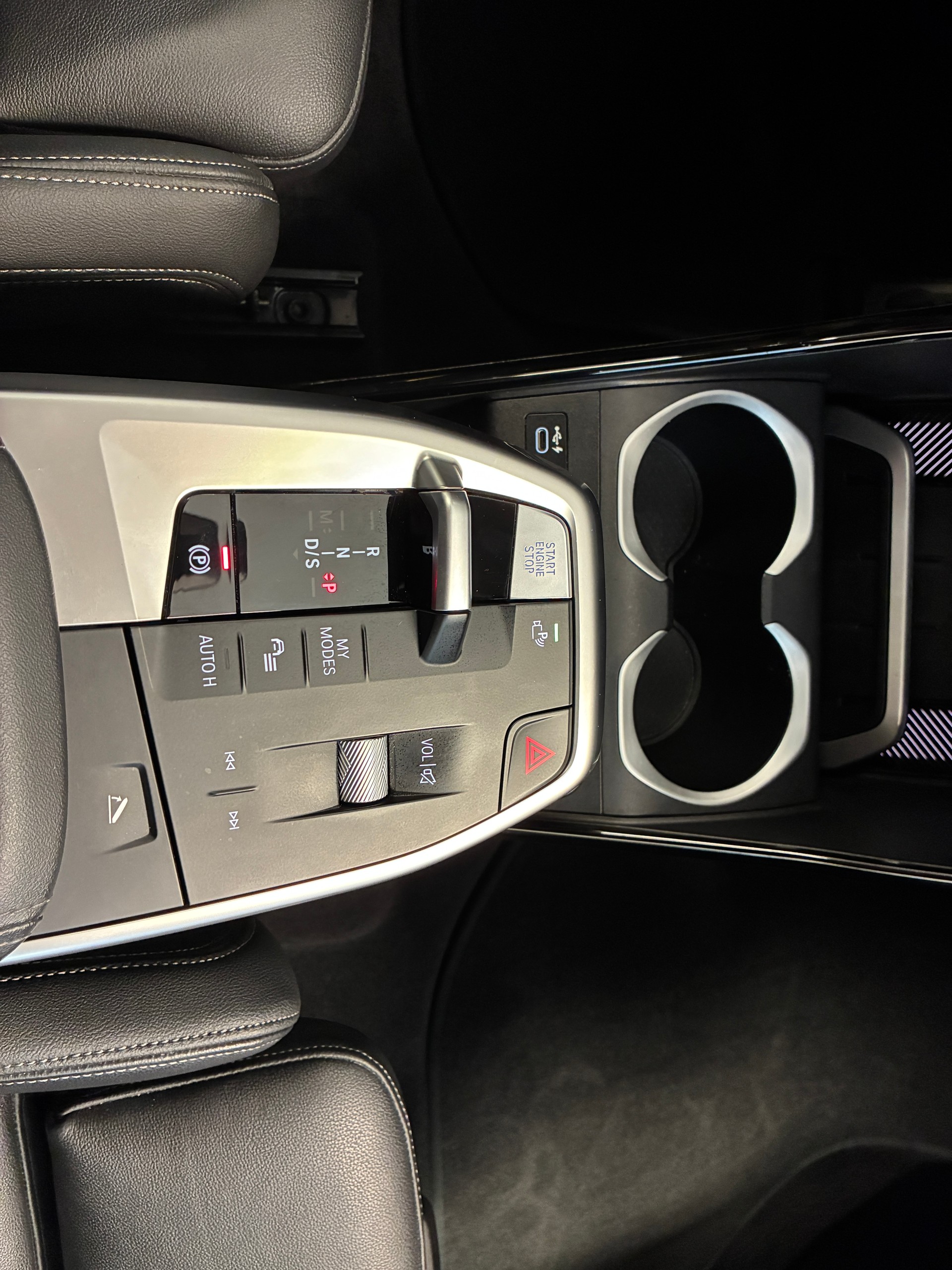 BMW X1 25e xDrive M Sport-image-13