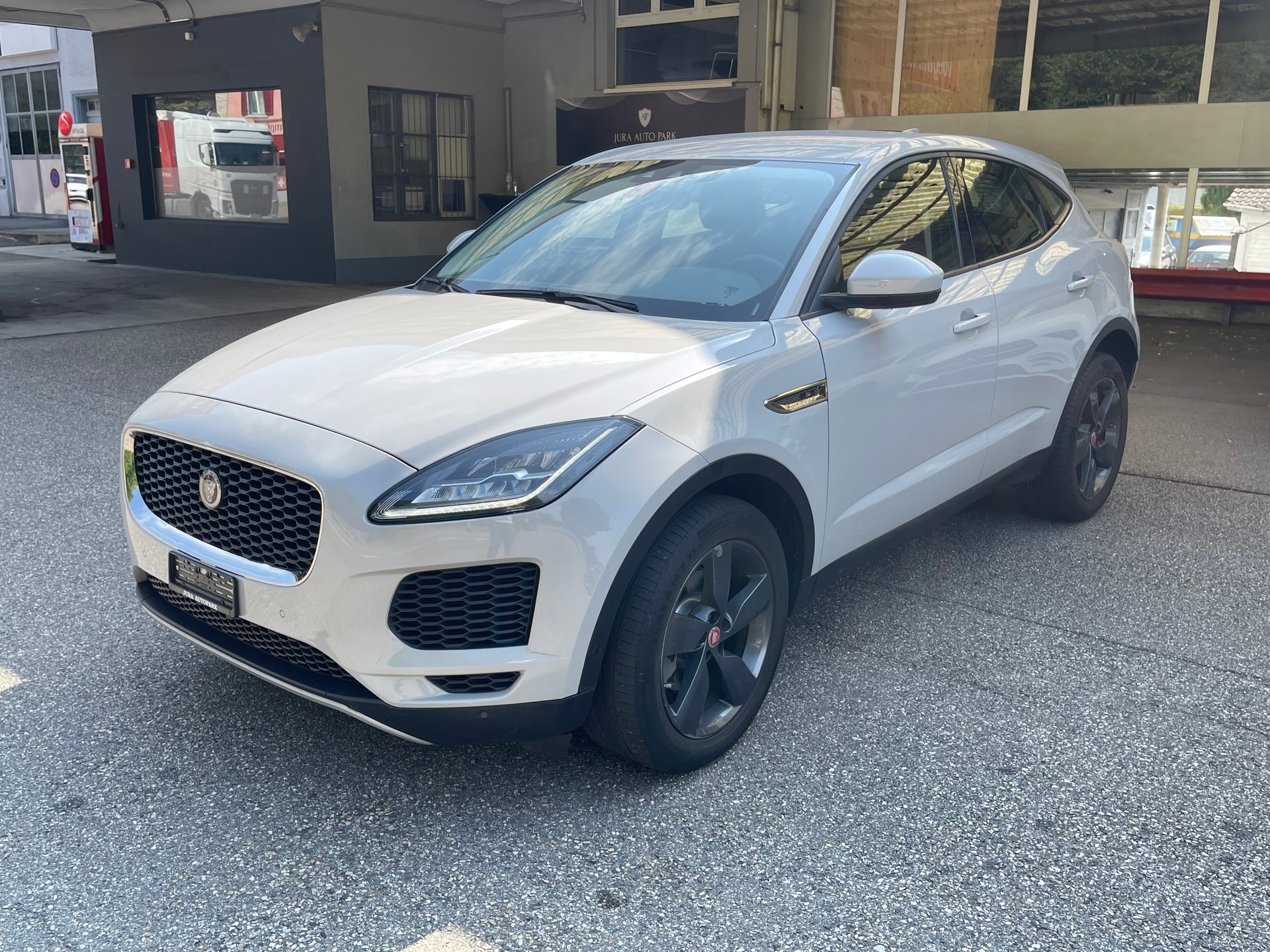 JAGUAR E-Pace 2.0d D150 S AWD Automatik