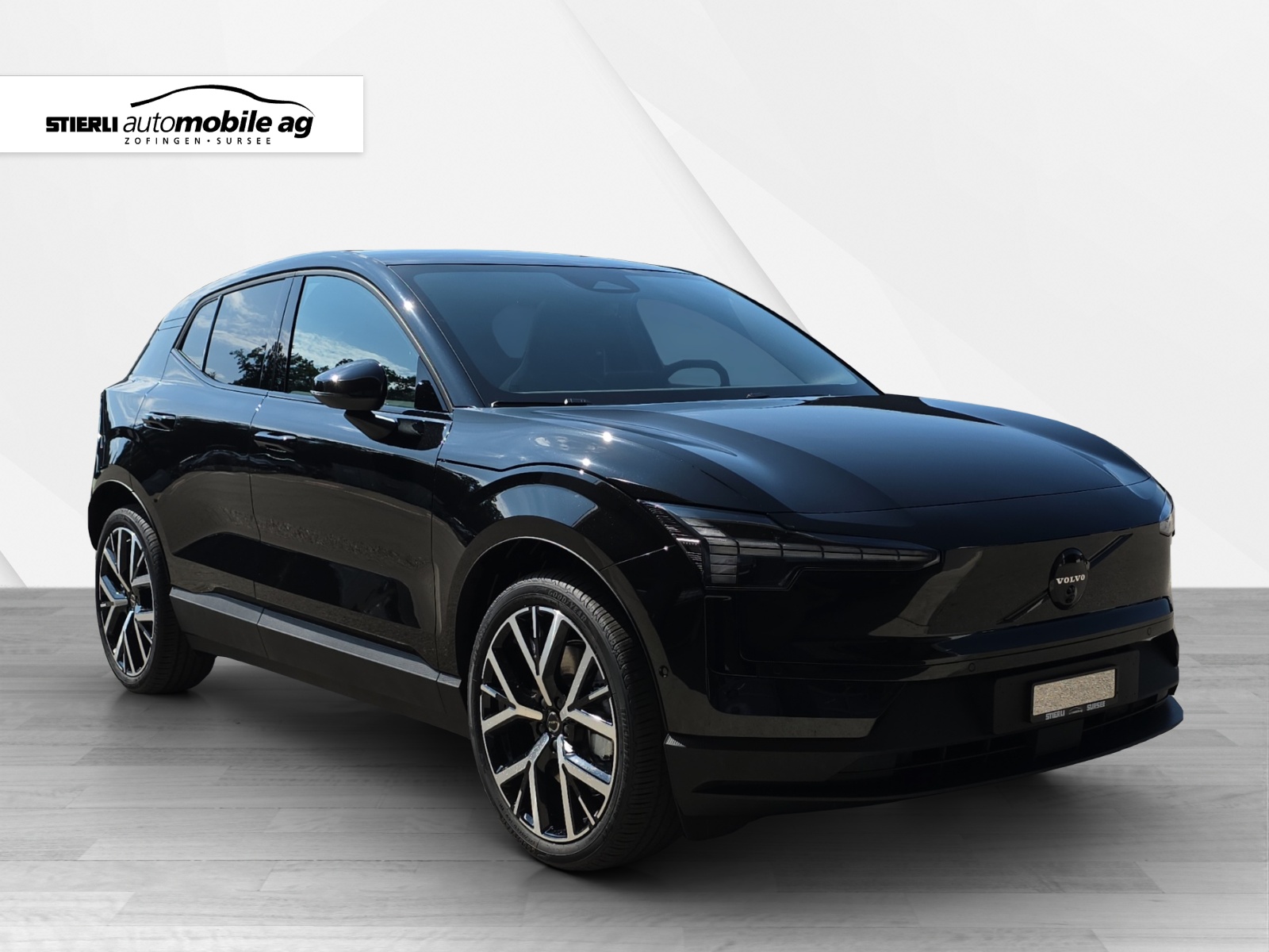 VOLVO EX 30 E60 Twin Ultra Performance Sw. Black Ed. AWD-showroom-element-2