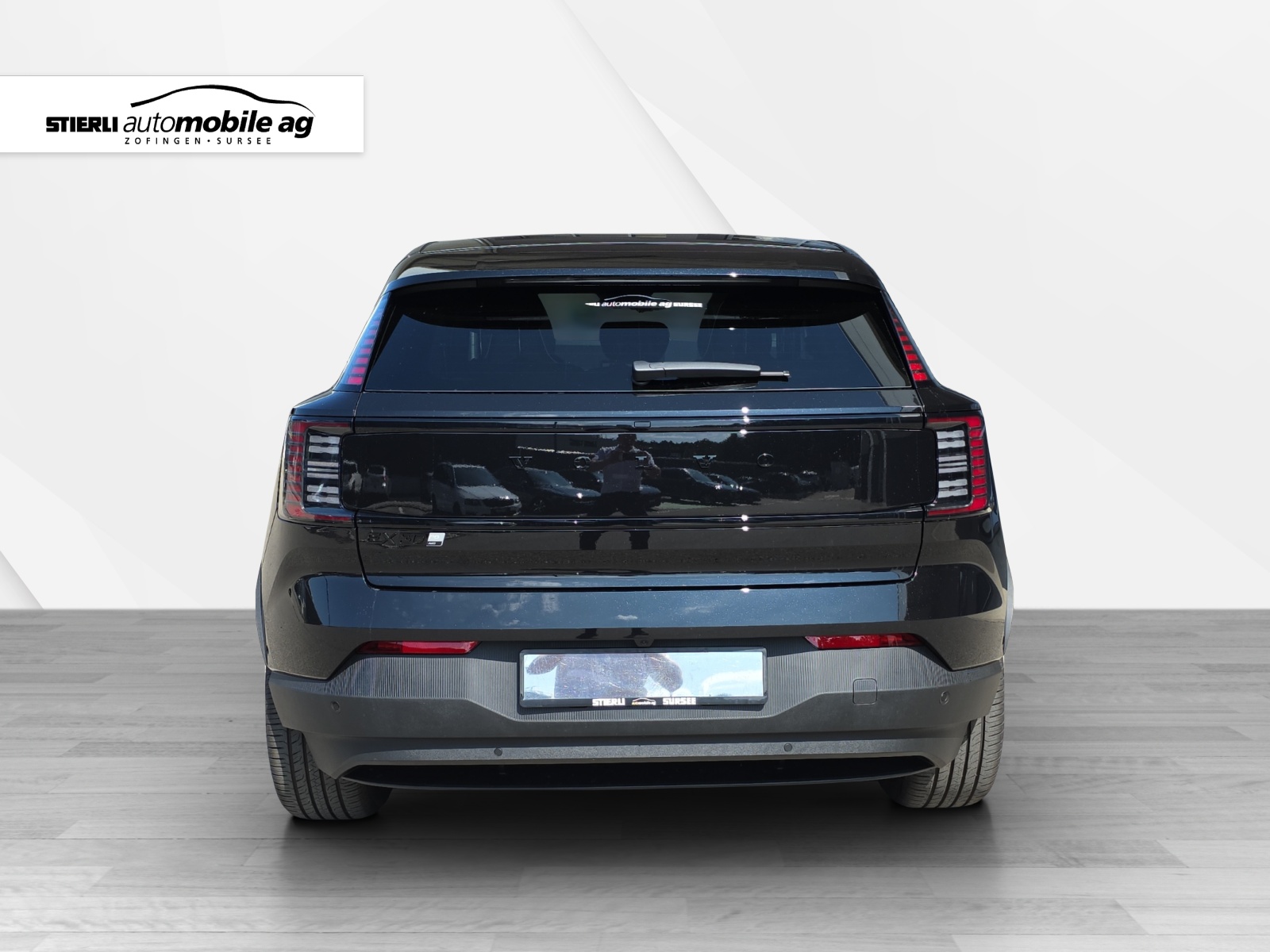 VOLVO EX 30 E60 Twin Ultra Performance Sw. Black Ed. AWD-image-5