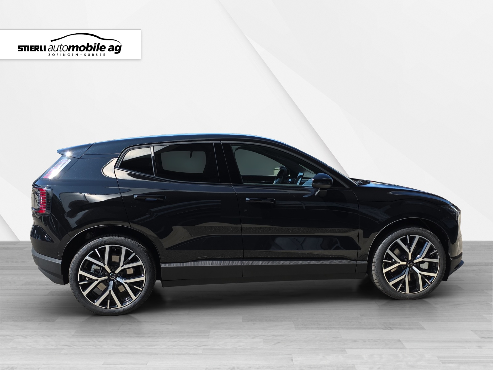 VOLVO EX 30 E60 Twin Ultra Performance Sw. Black Ed. AWD-showroom-element-3